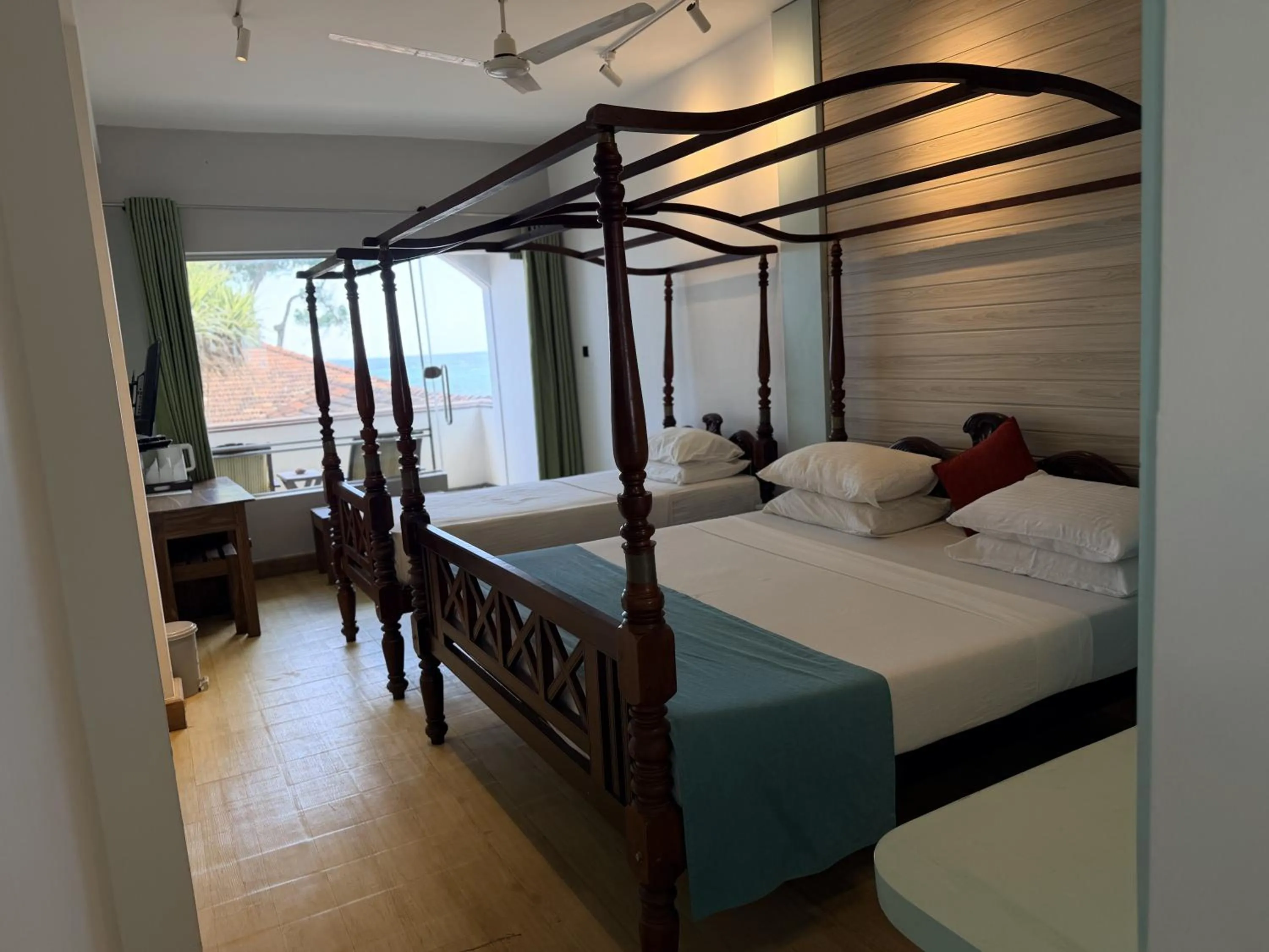 Bed in Sri Gemunu Beach Resort