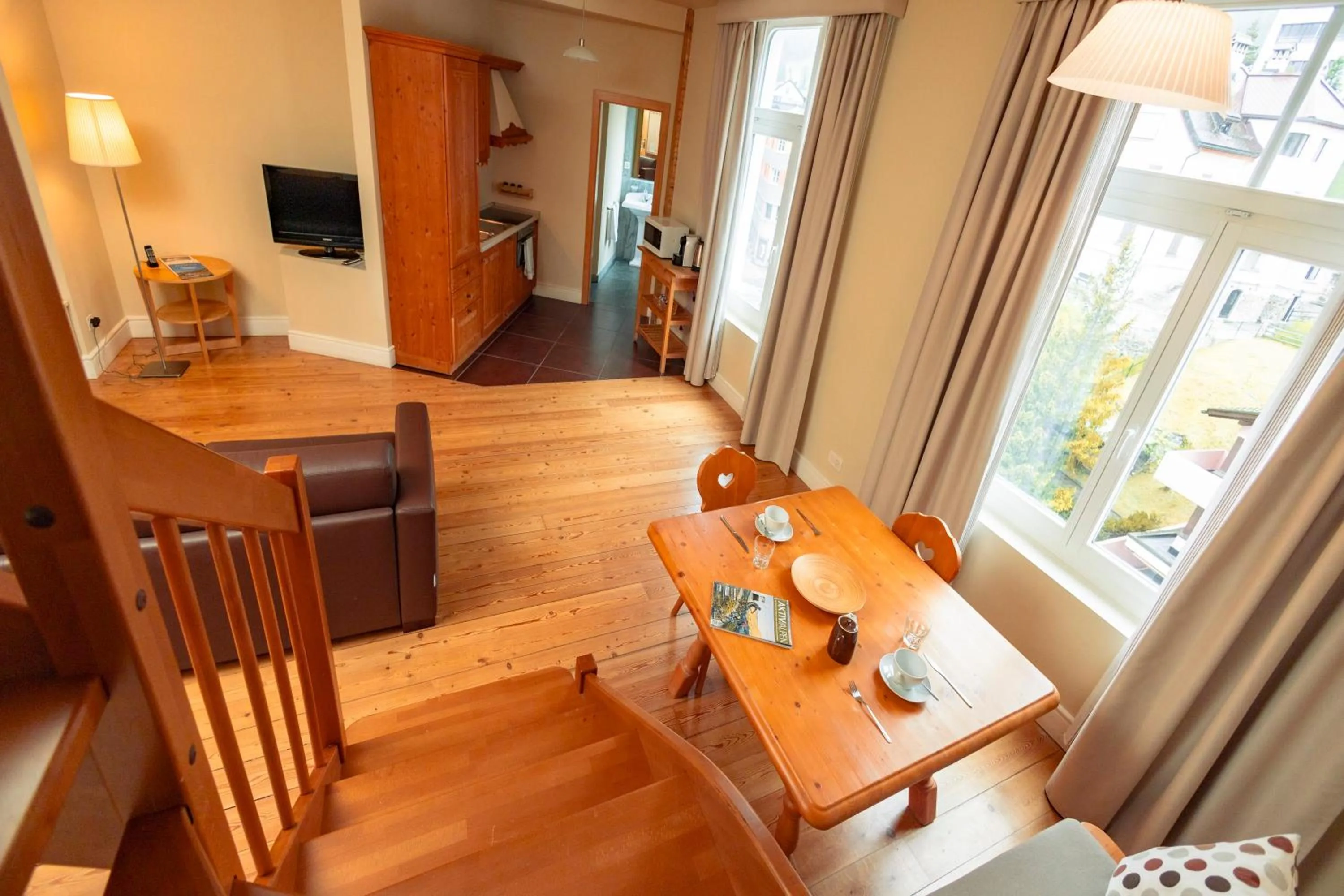 TV and multimedia in Hotel Bernina 1865 by Kleos Group Collection