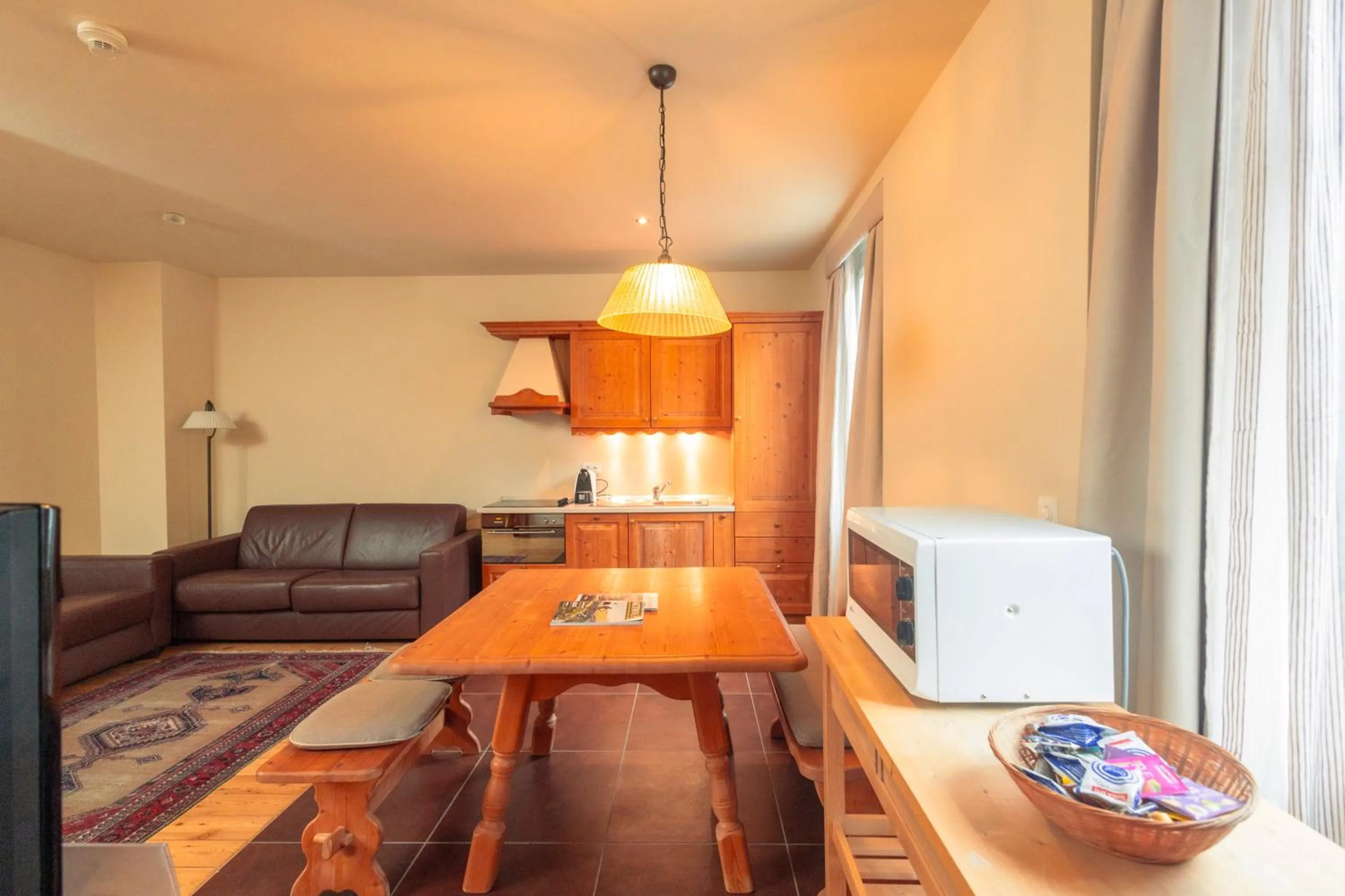 TV and multimedia in Hotel Bernina 1865 by Kleos Group Collection