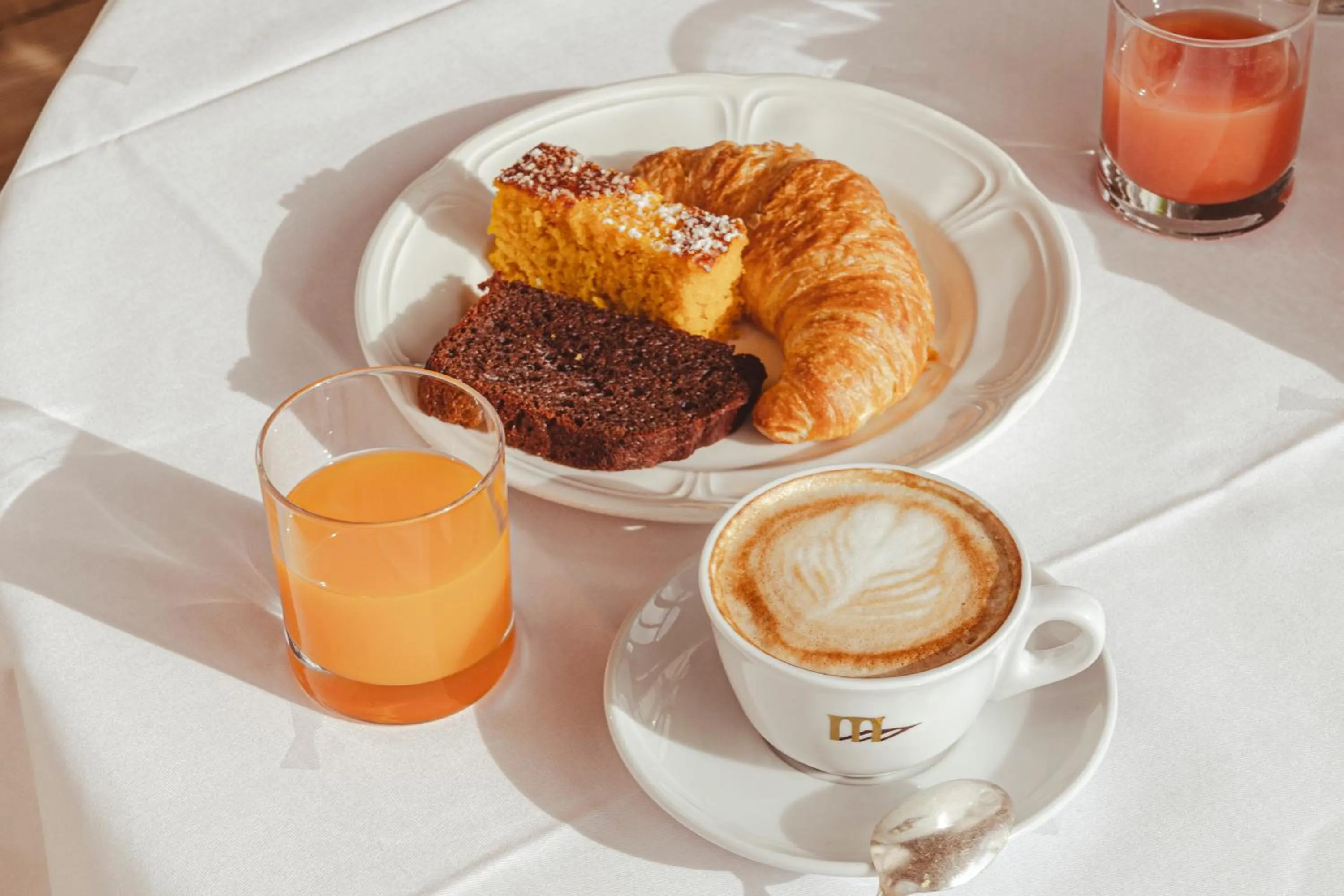 Breakfast in Hotel Bernina 1865 by Kleos Group Collection