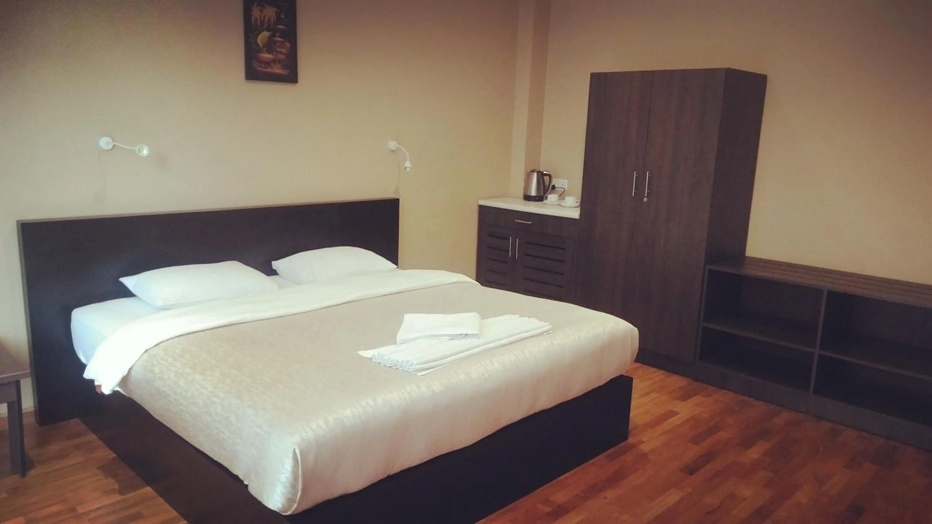 Bed in Panorama Green View Hotel Nuwara Eliya