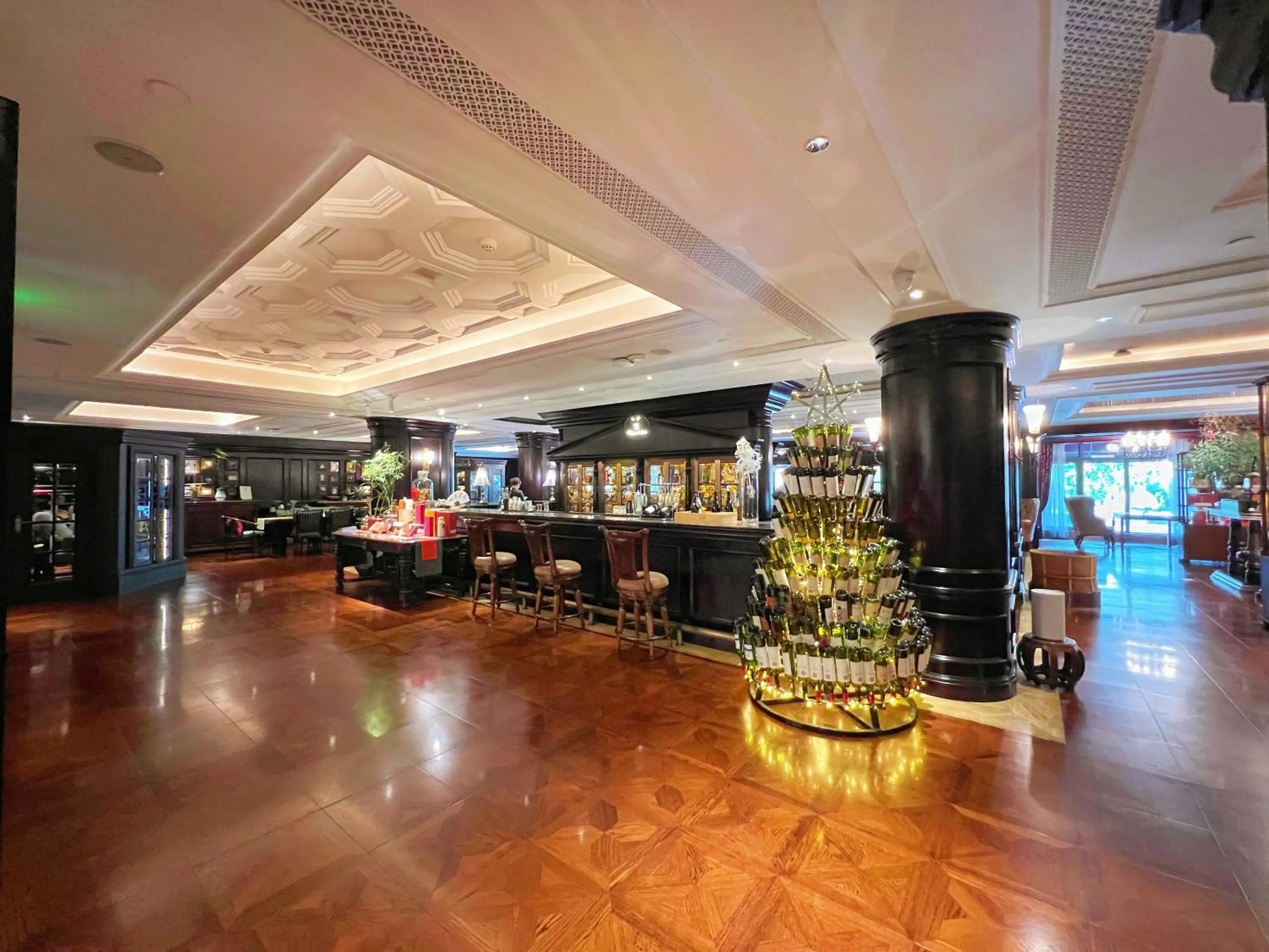 Lounge or bar in Royal Grace Hotel Optics Valley Wuhan