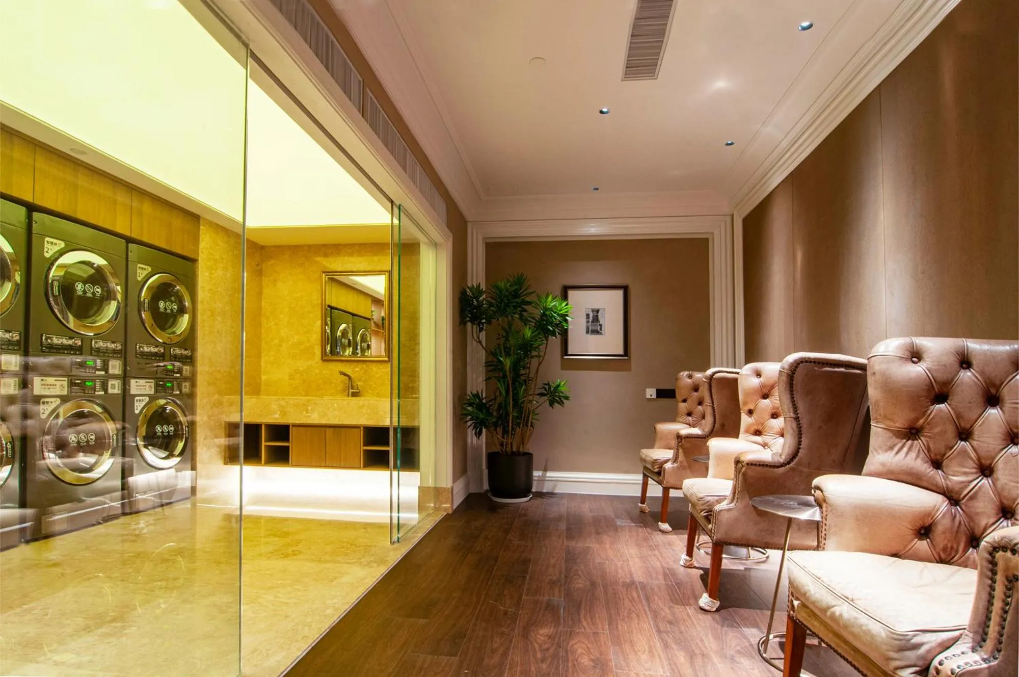 washing machine in Royal Grace Hotel Optics Valley Wuhan