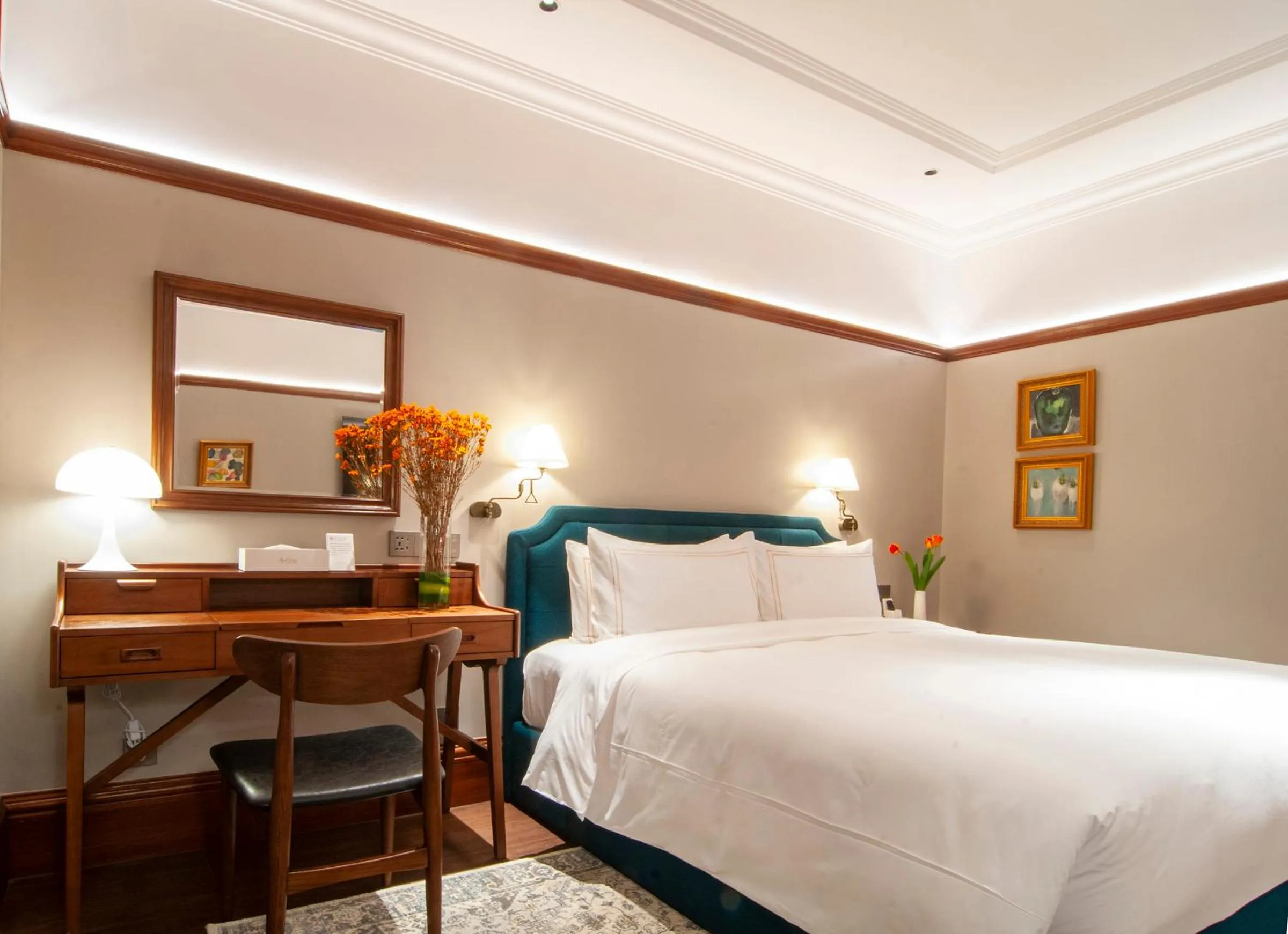 Photo of the whole room, Bed in Royal Grace Hotel Optics Valley Wuhan