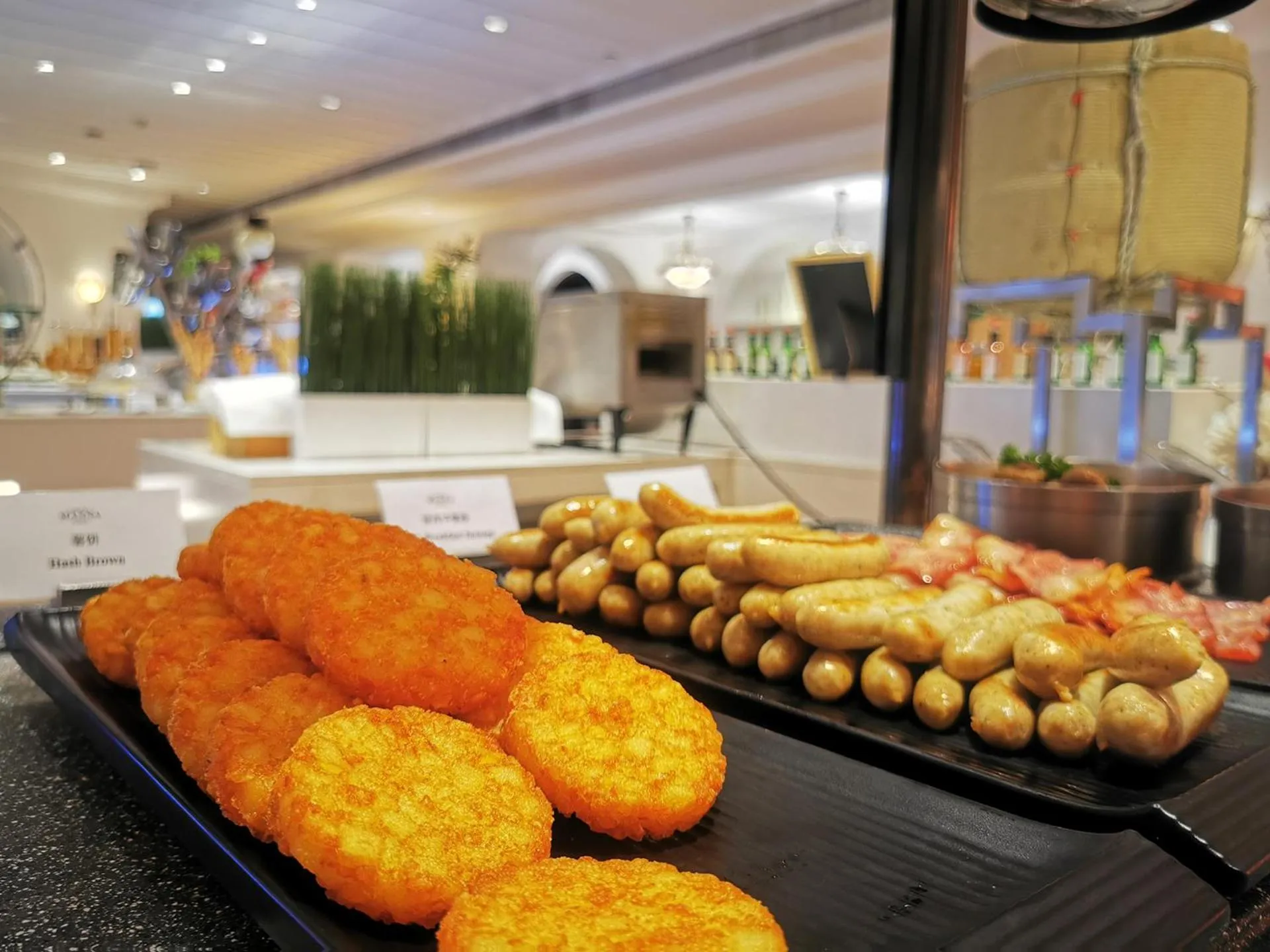 Breakfast in Royal Grace Hotel Optics Valley Wuhan