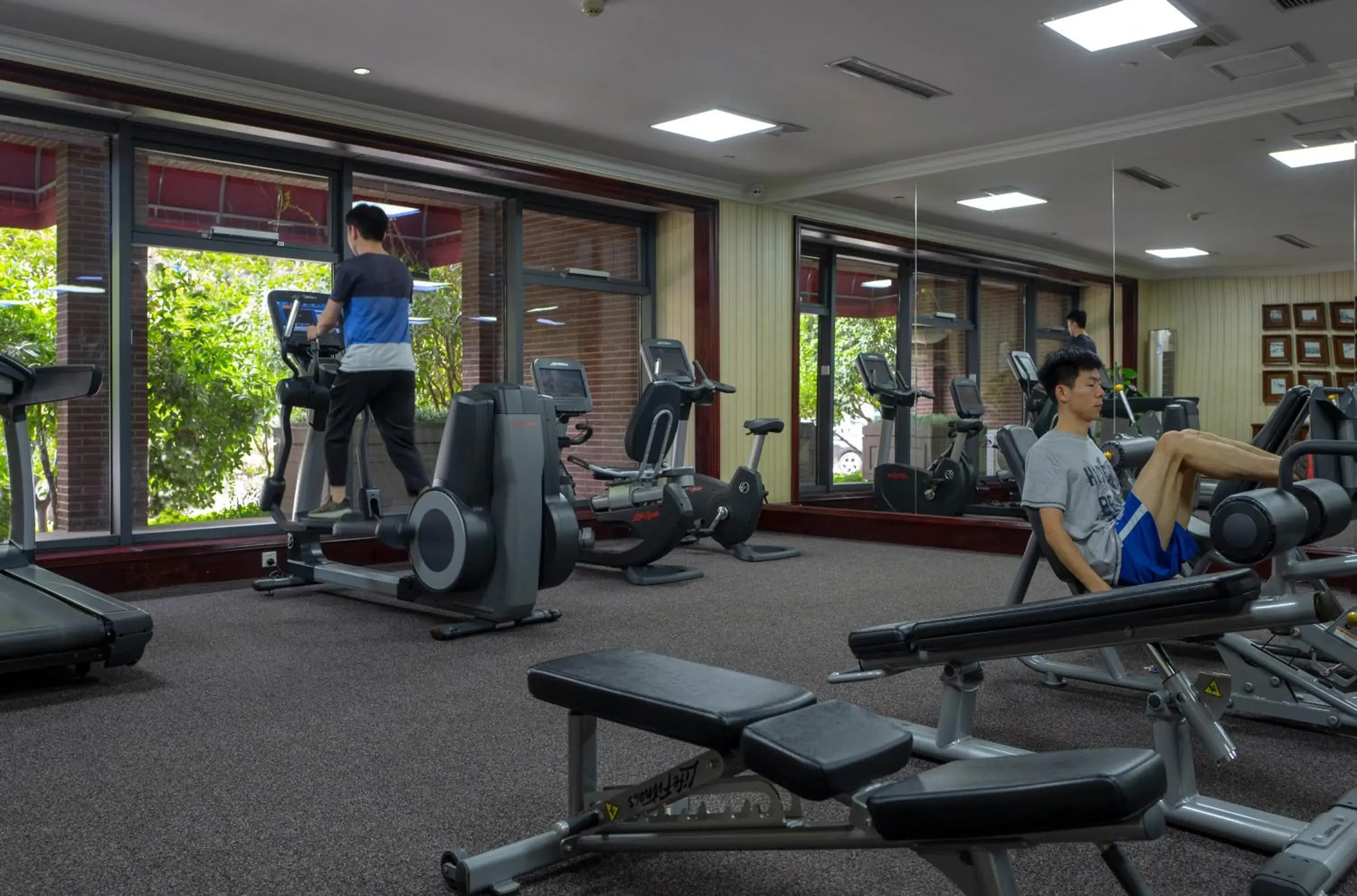 Fitness centre/facilities in Royal Grace Hotel Optics Valley Wuhan Fitness centre/facilities in Royal Grace Hotel Optics Valley Wuhan