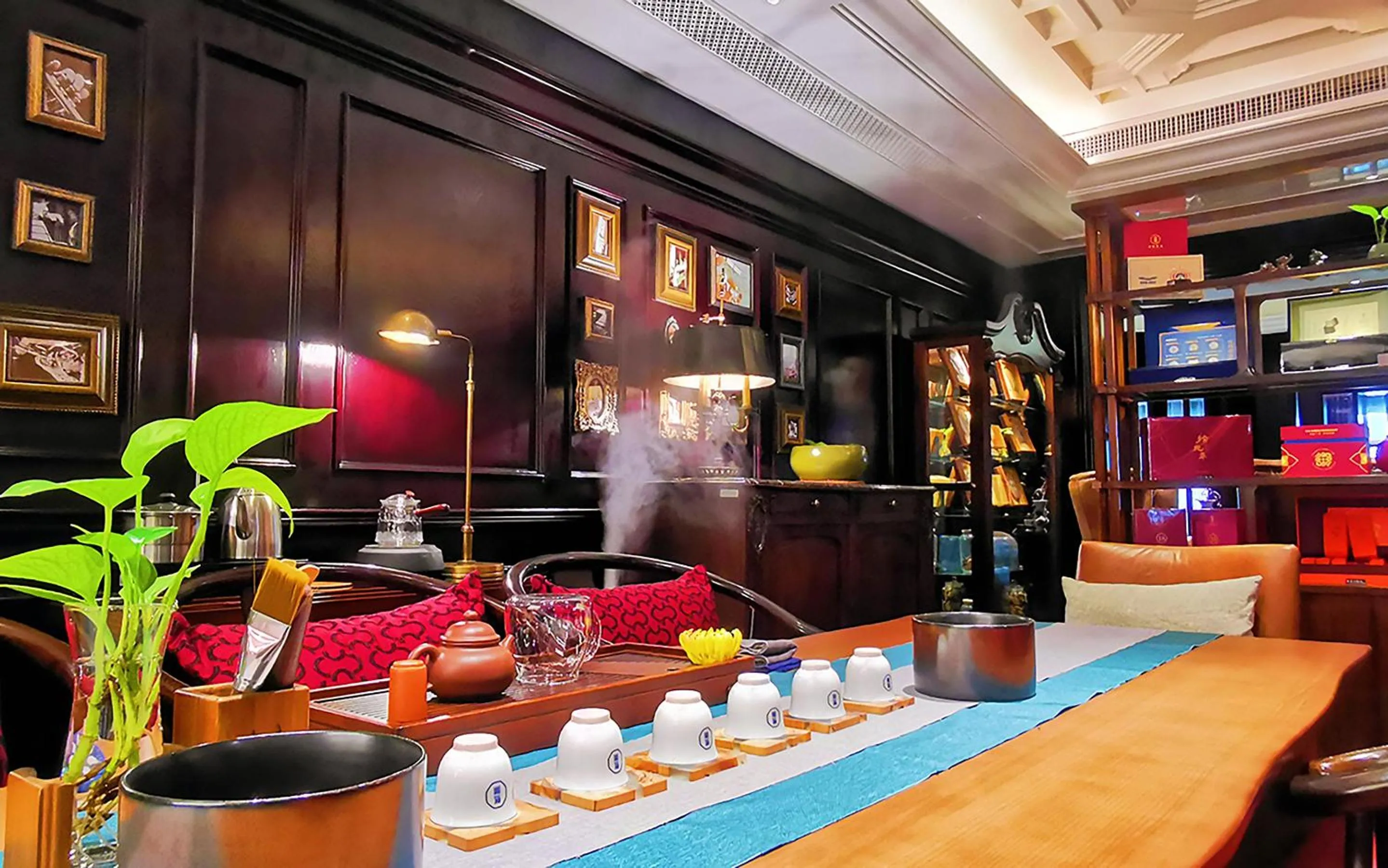 Lounge or bar in Royal Grace Hotel Optics Valley Wuhan