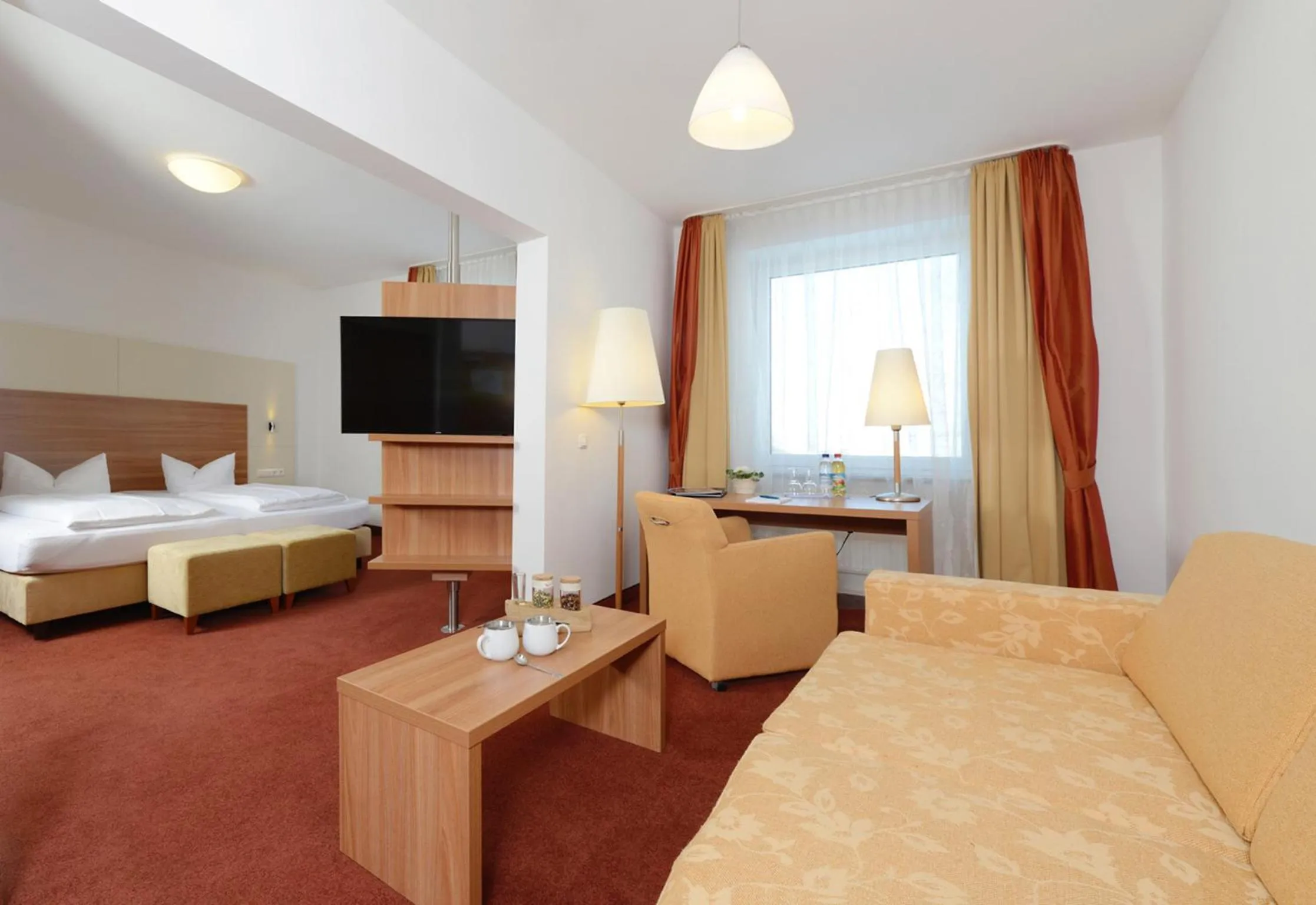 Bed in Hotel Bayerisch Meran