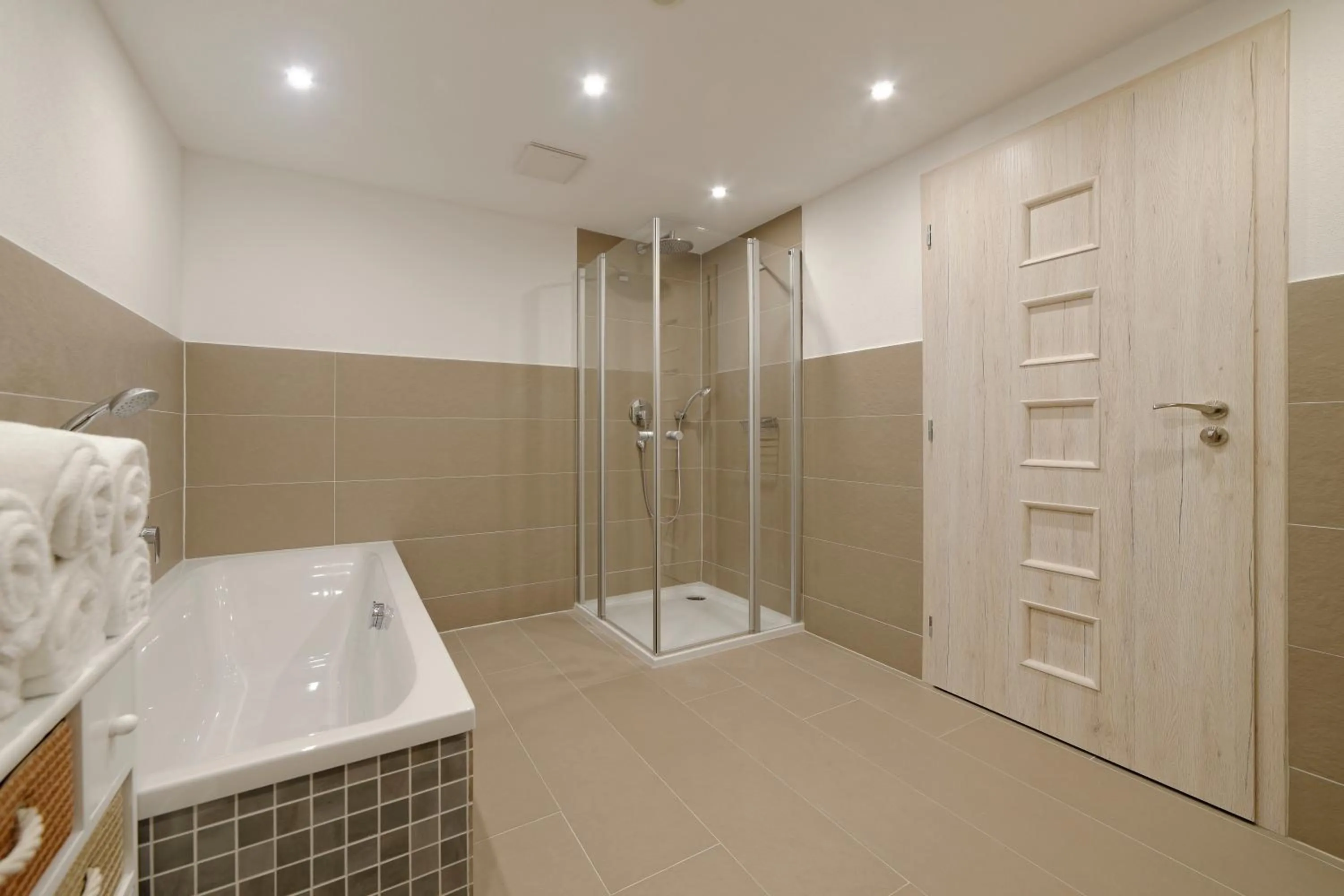 Shower in Hotel Bayerisch Meran