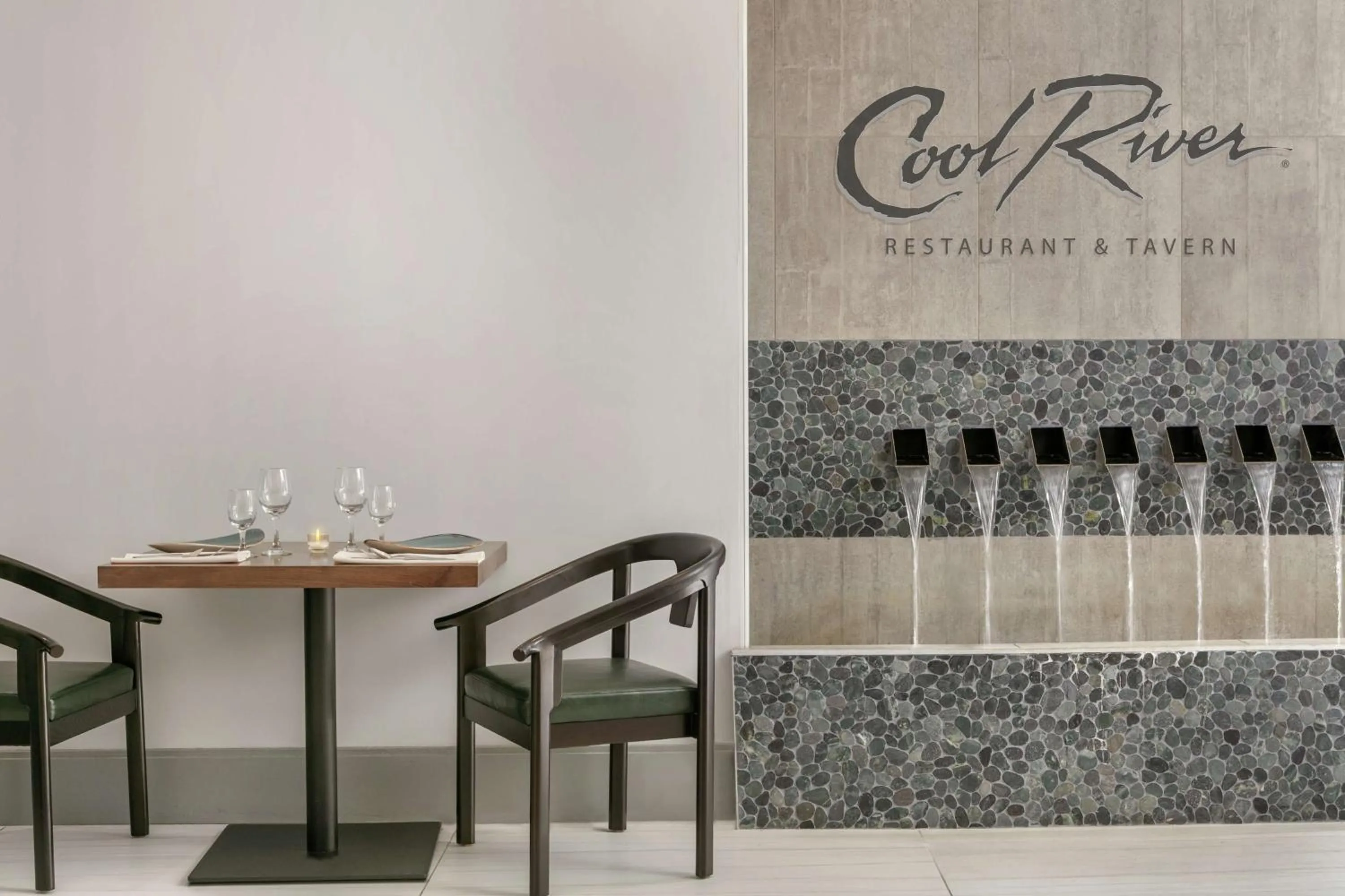 Lounge or bar in Embassy Suites by Hilton Philadelphia Valley Forge