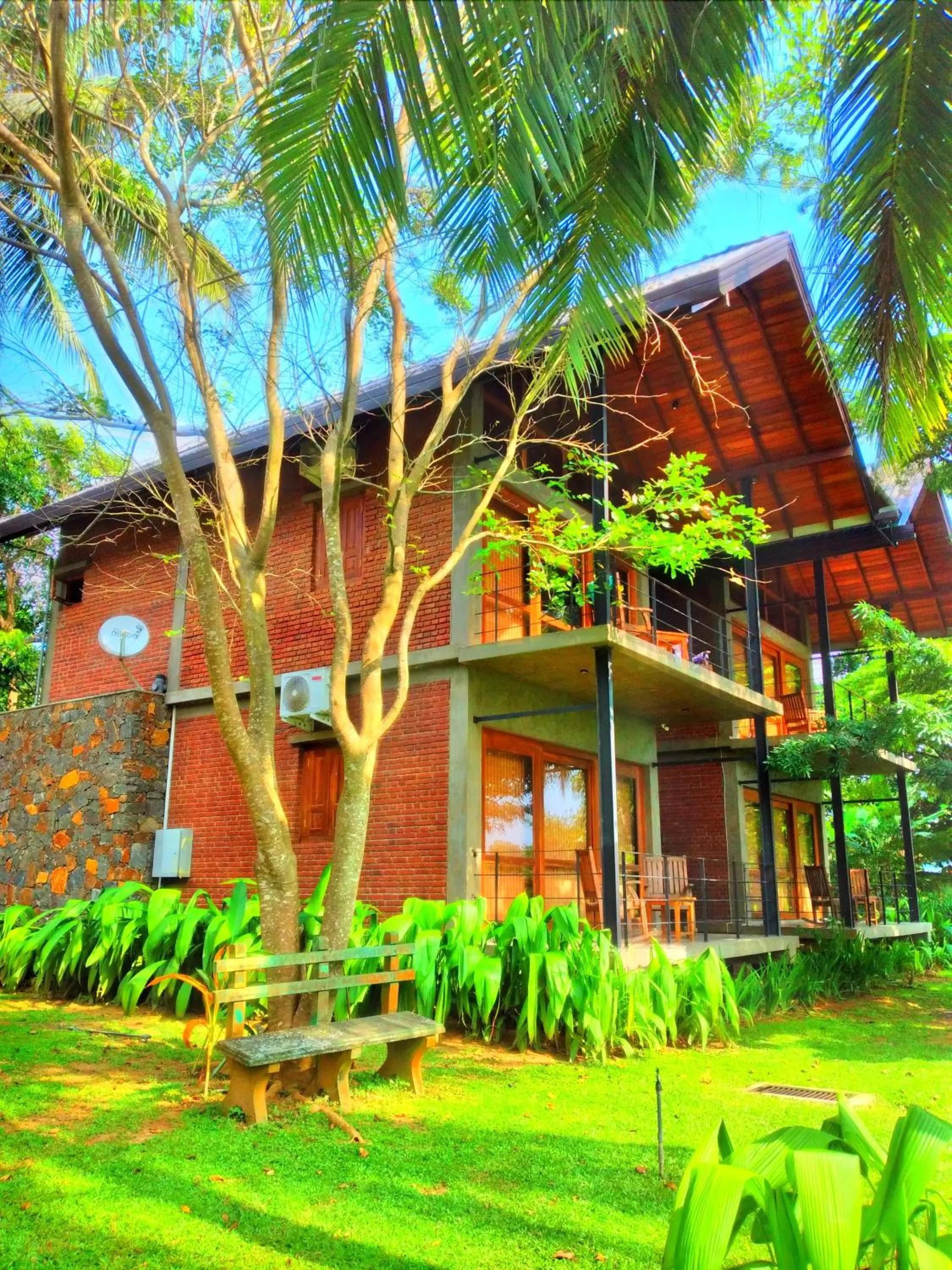 Garden in Eliyanth Udawalawe