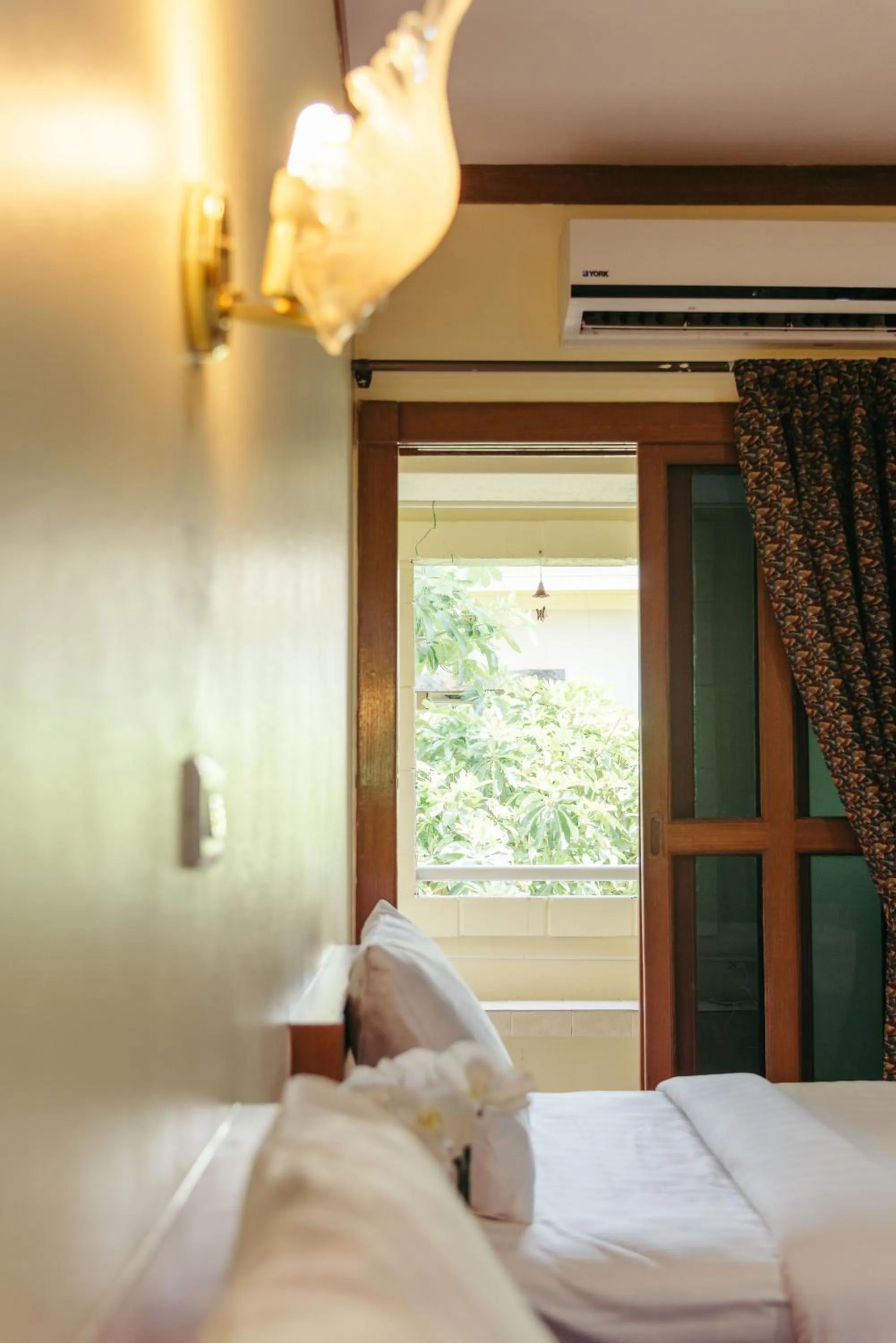 Balcony/Terrace, Bed in Link Mansion