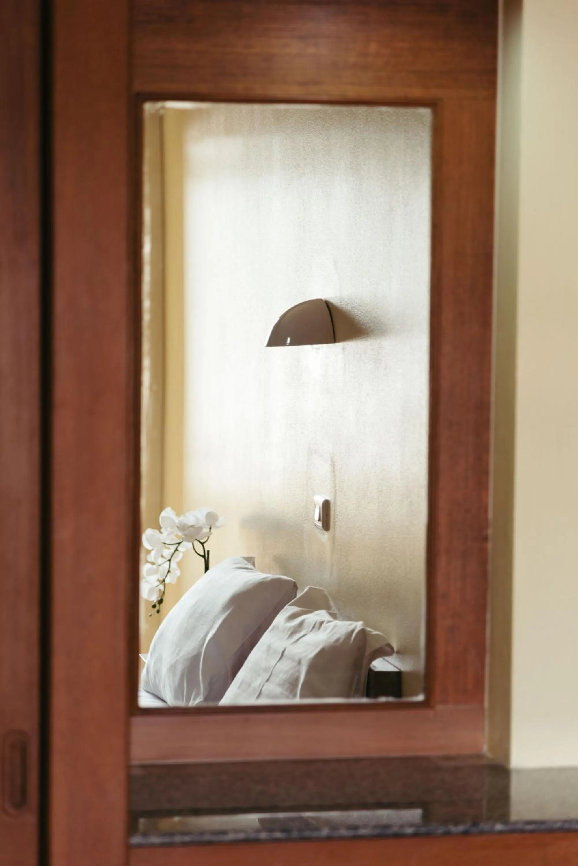 Bedroom, Bed in Link Mansion