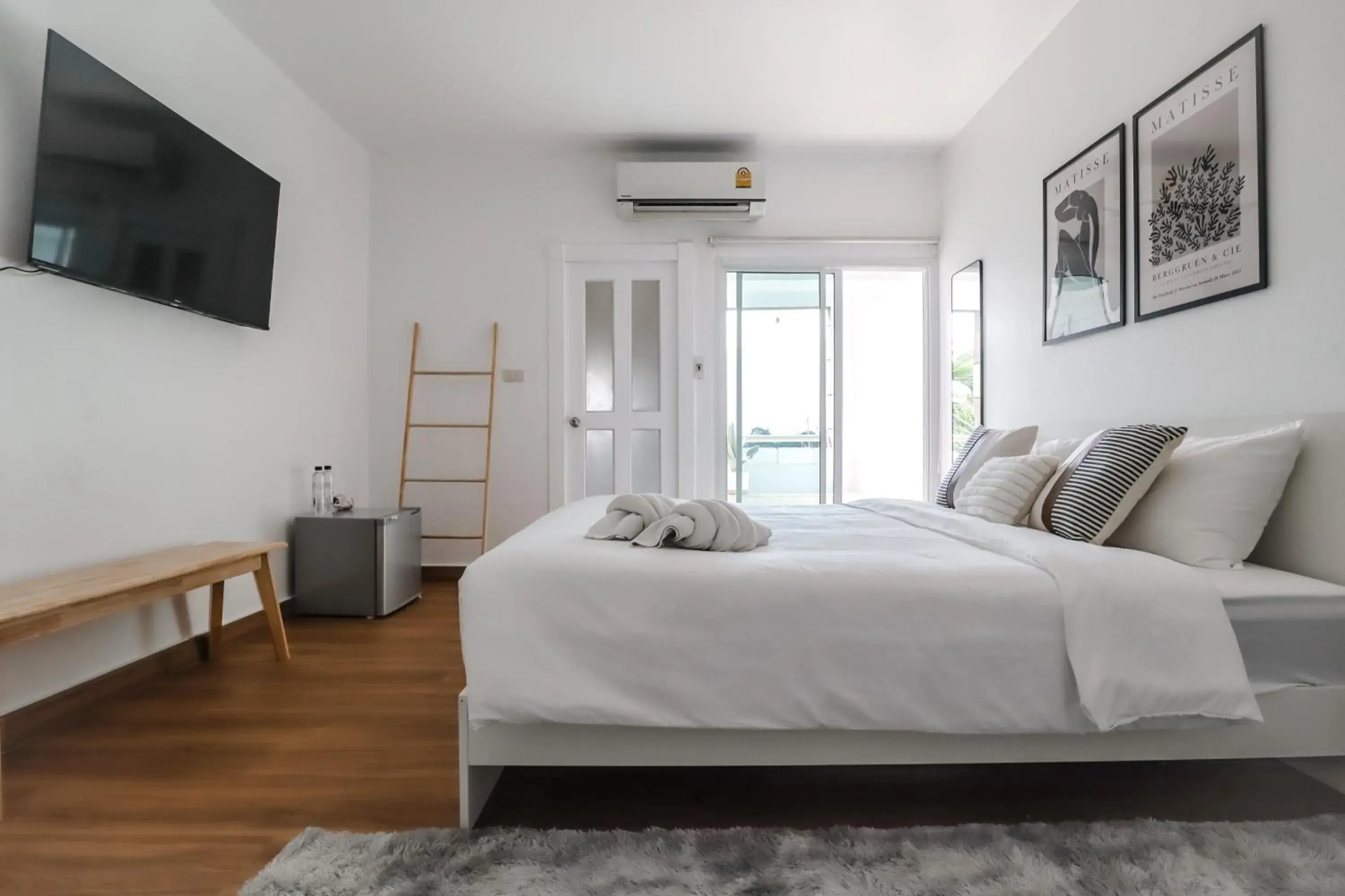 Bed in Link Mansion Bed in Link Mansion