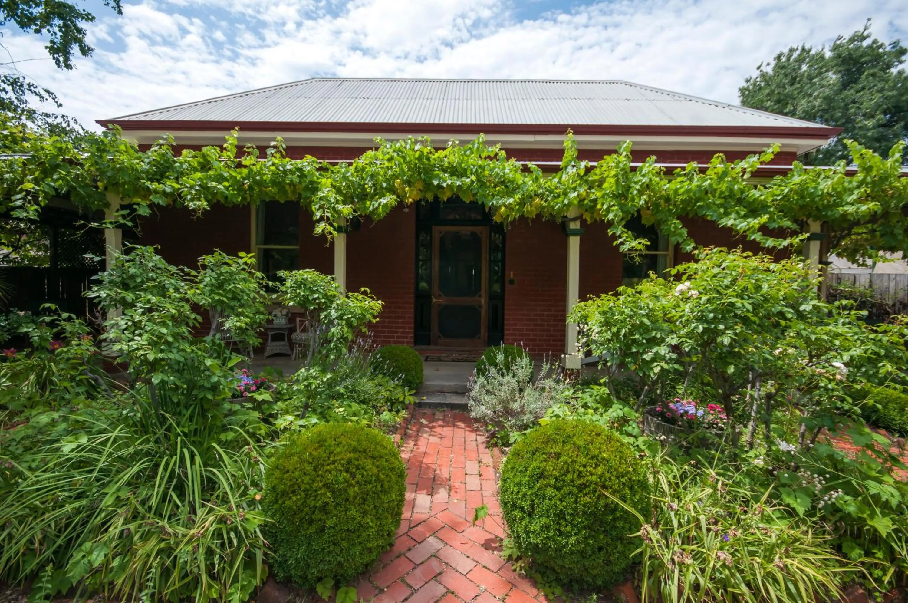 Property building in The Graces Beechworth