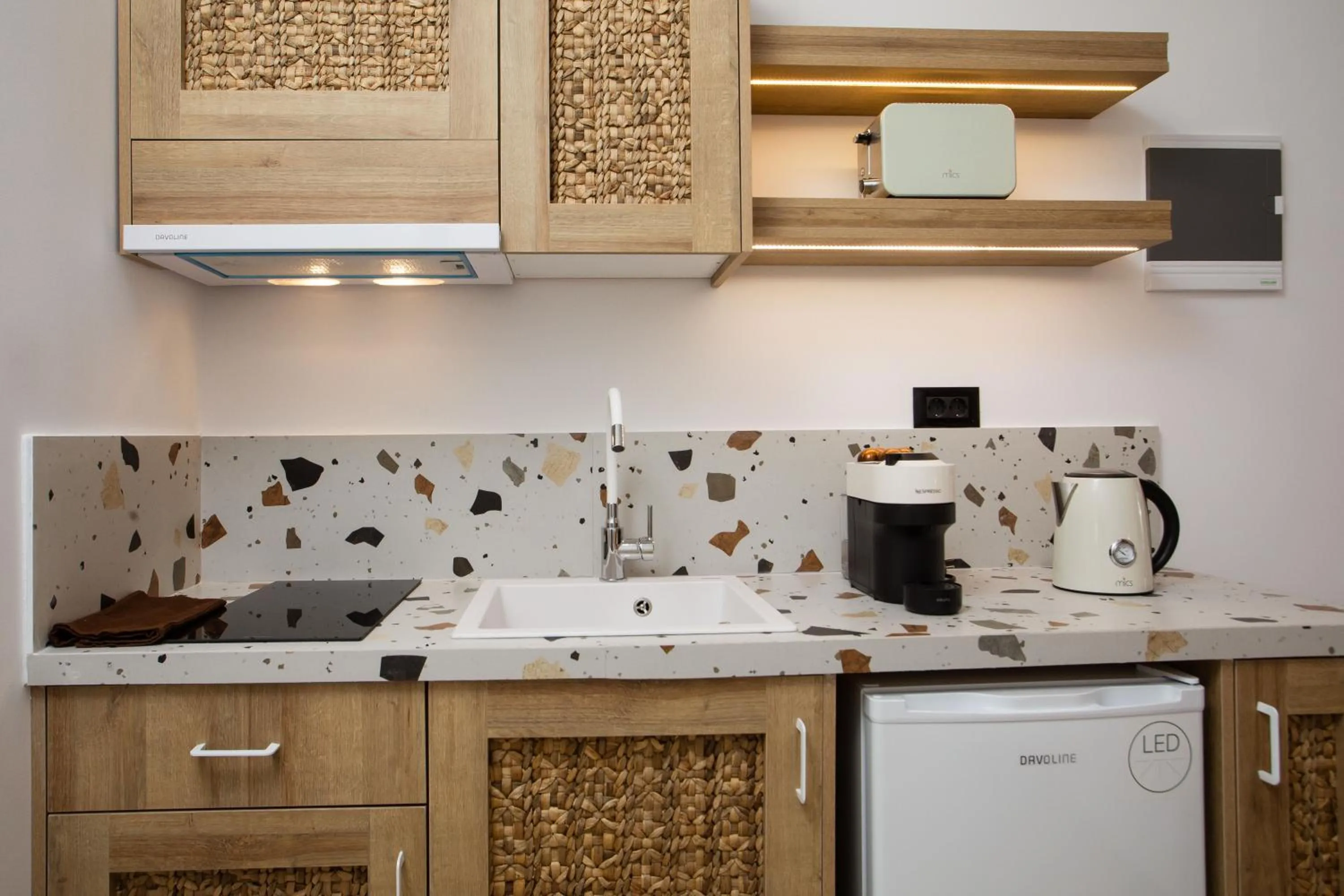 Kitchen or kitchenette in Stay Helios