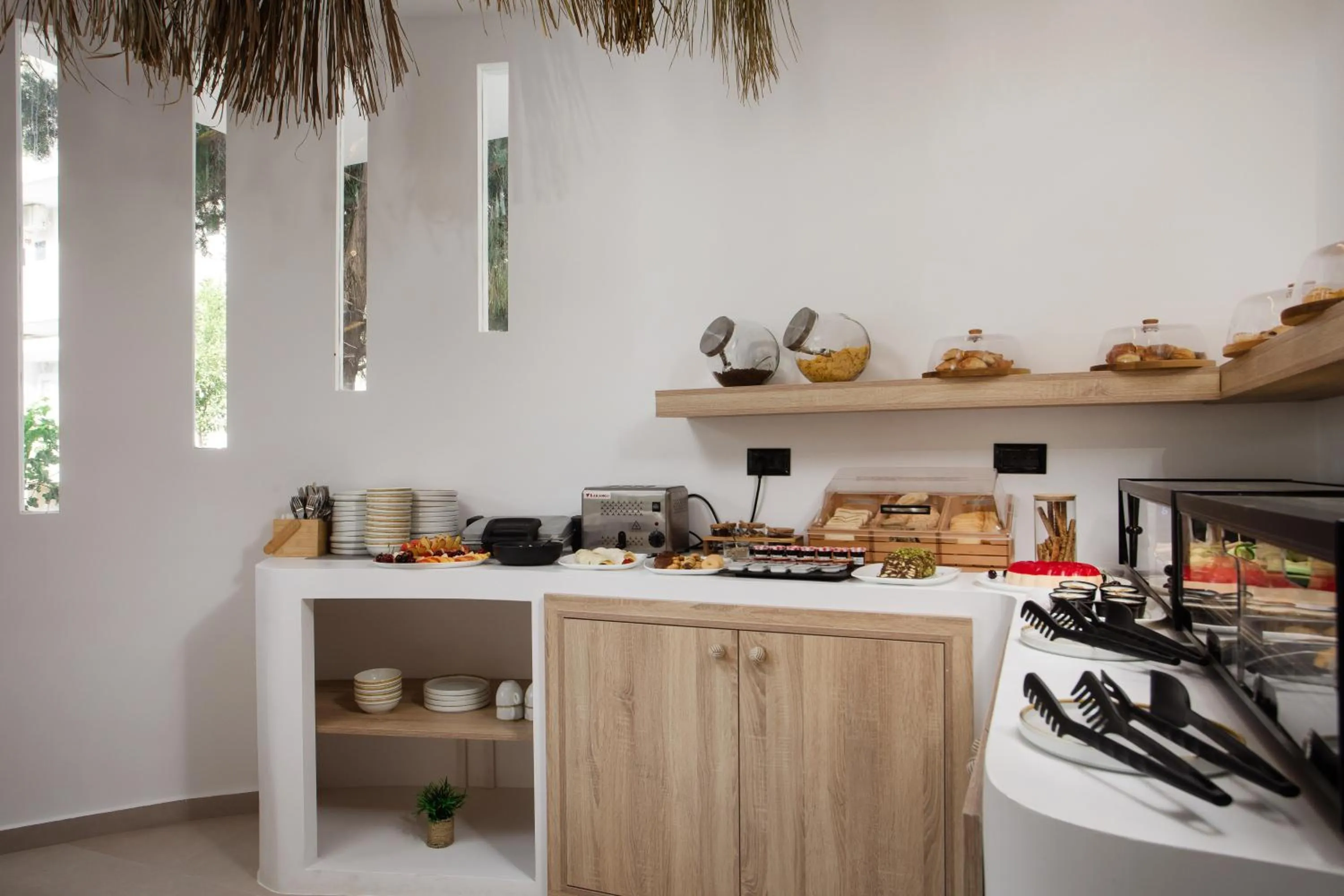 Breakfast in Stay Helios