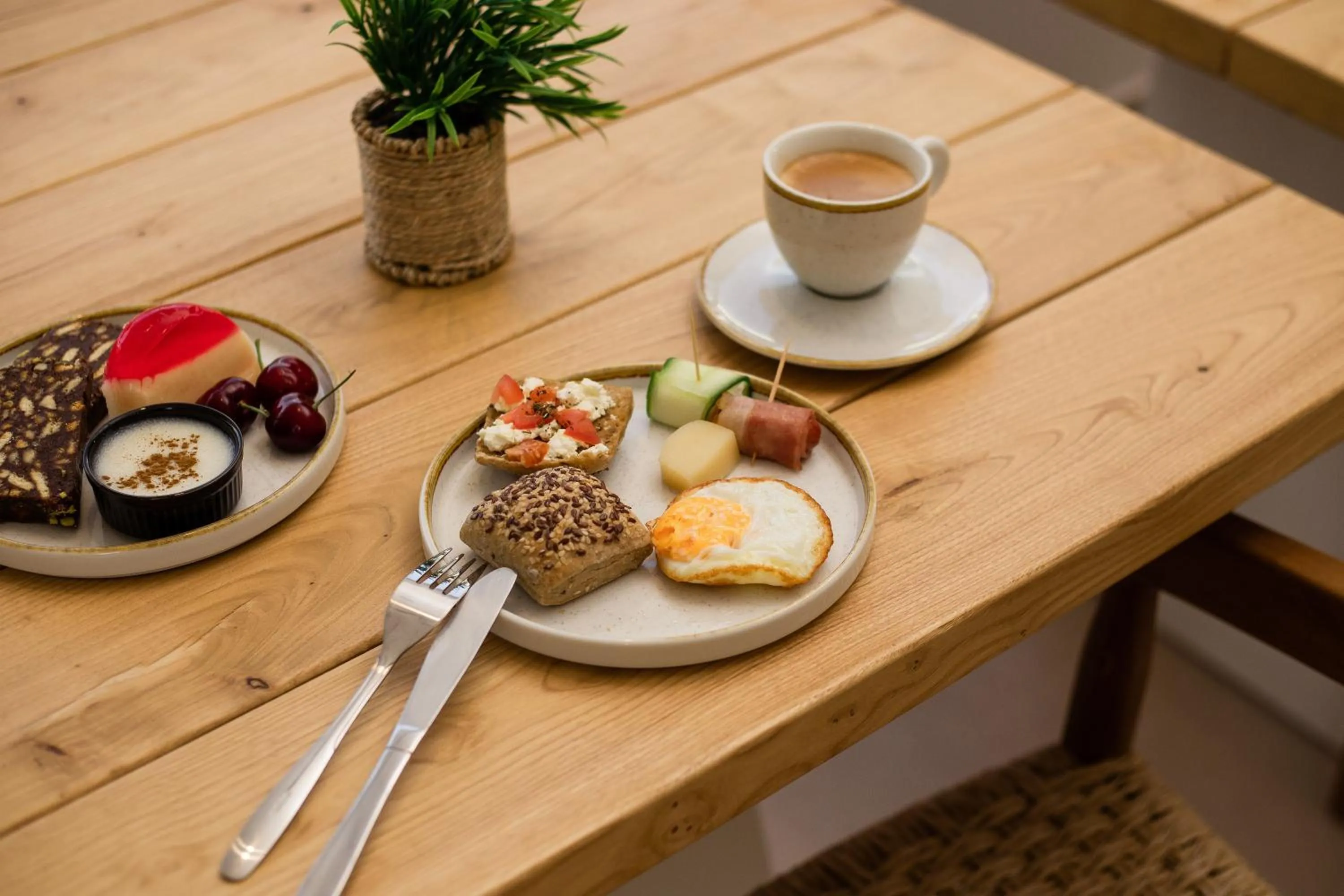 Breakfast in Stay Helios