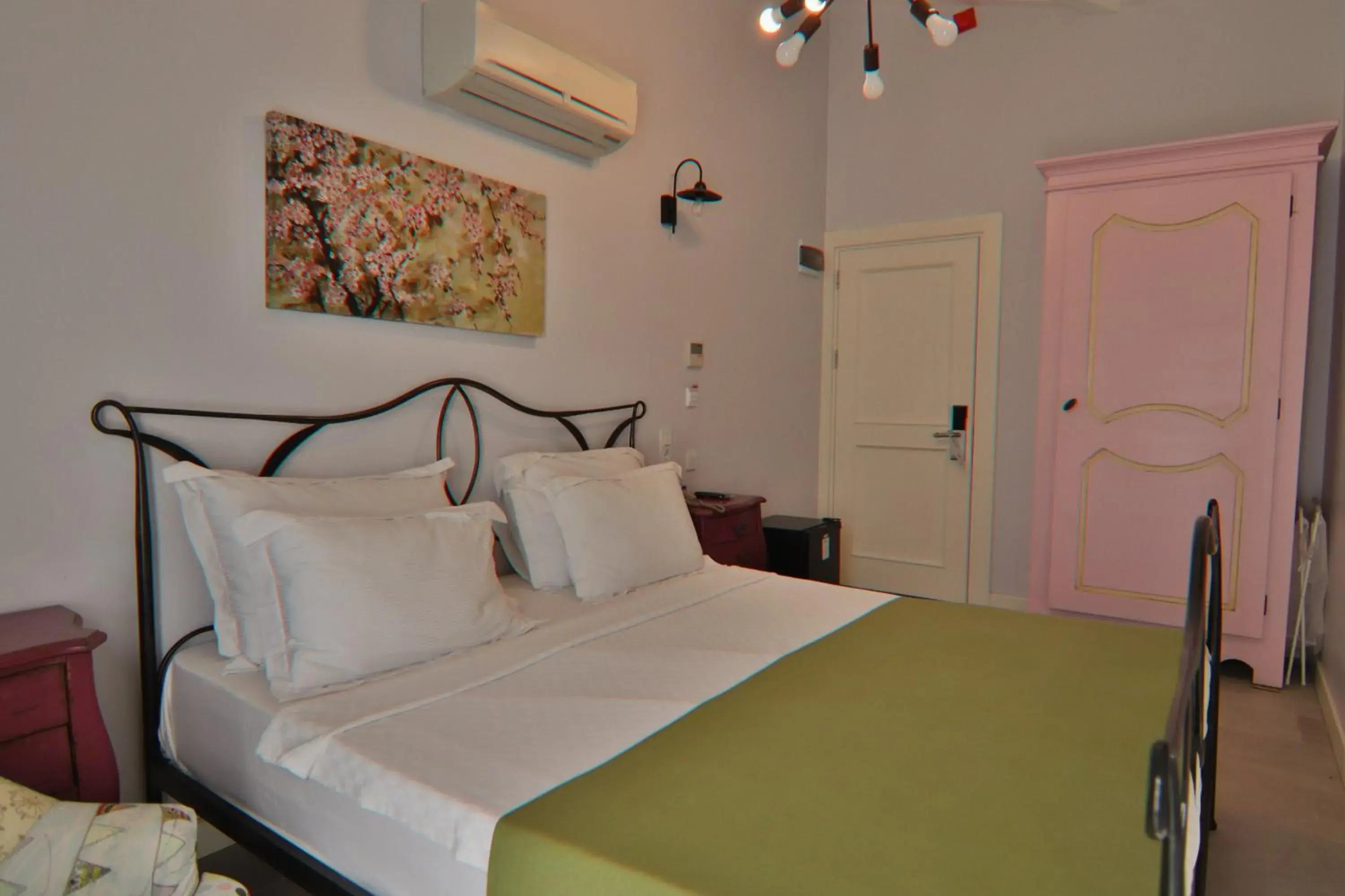 Standard Double Room in Alacaat Otel Standard Double Room in Alacaat Otel