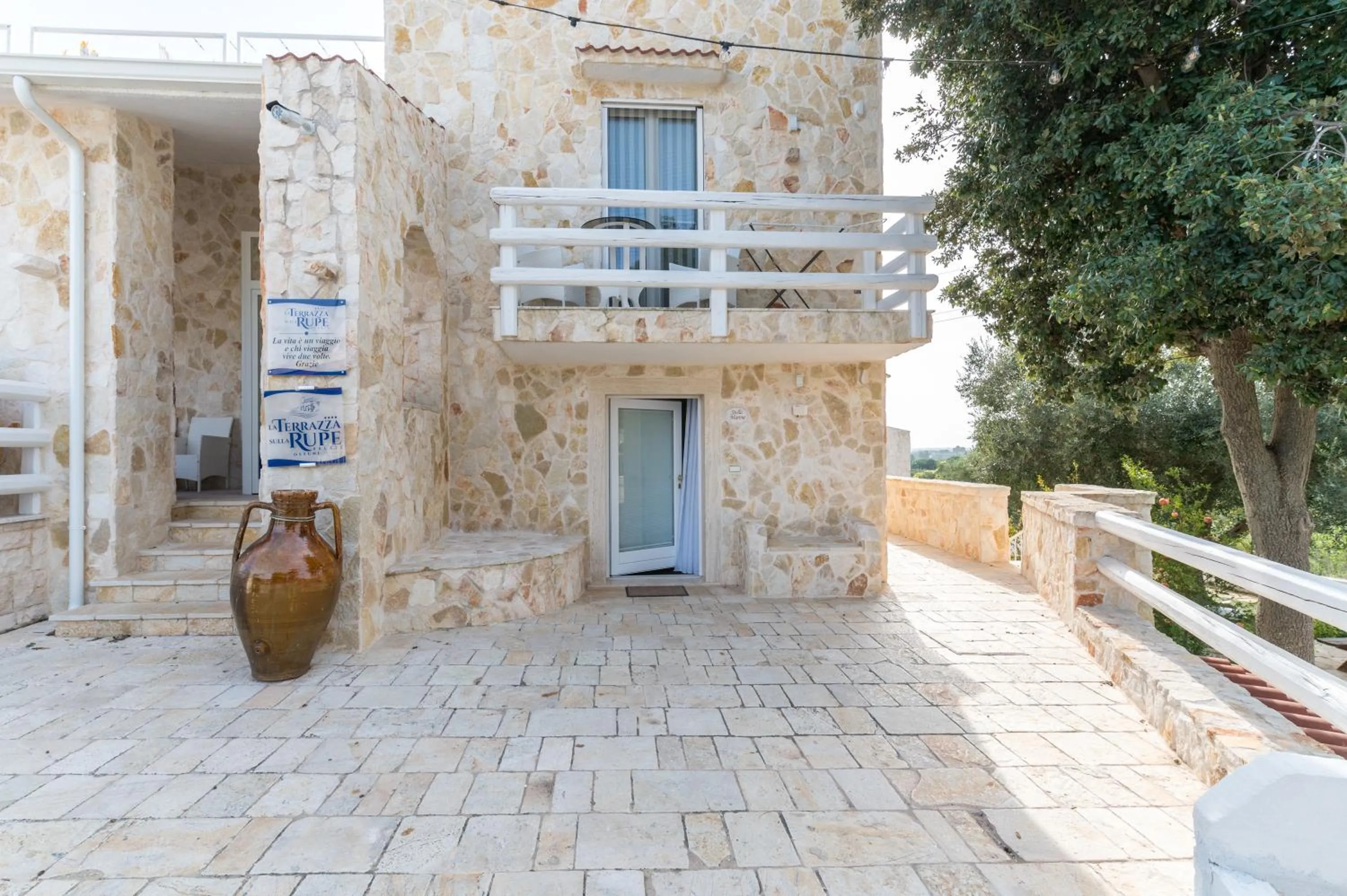 Property building in La Terrazza Sulla Rupe Relais