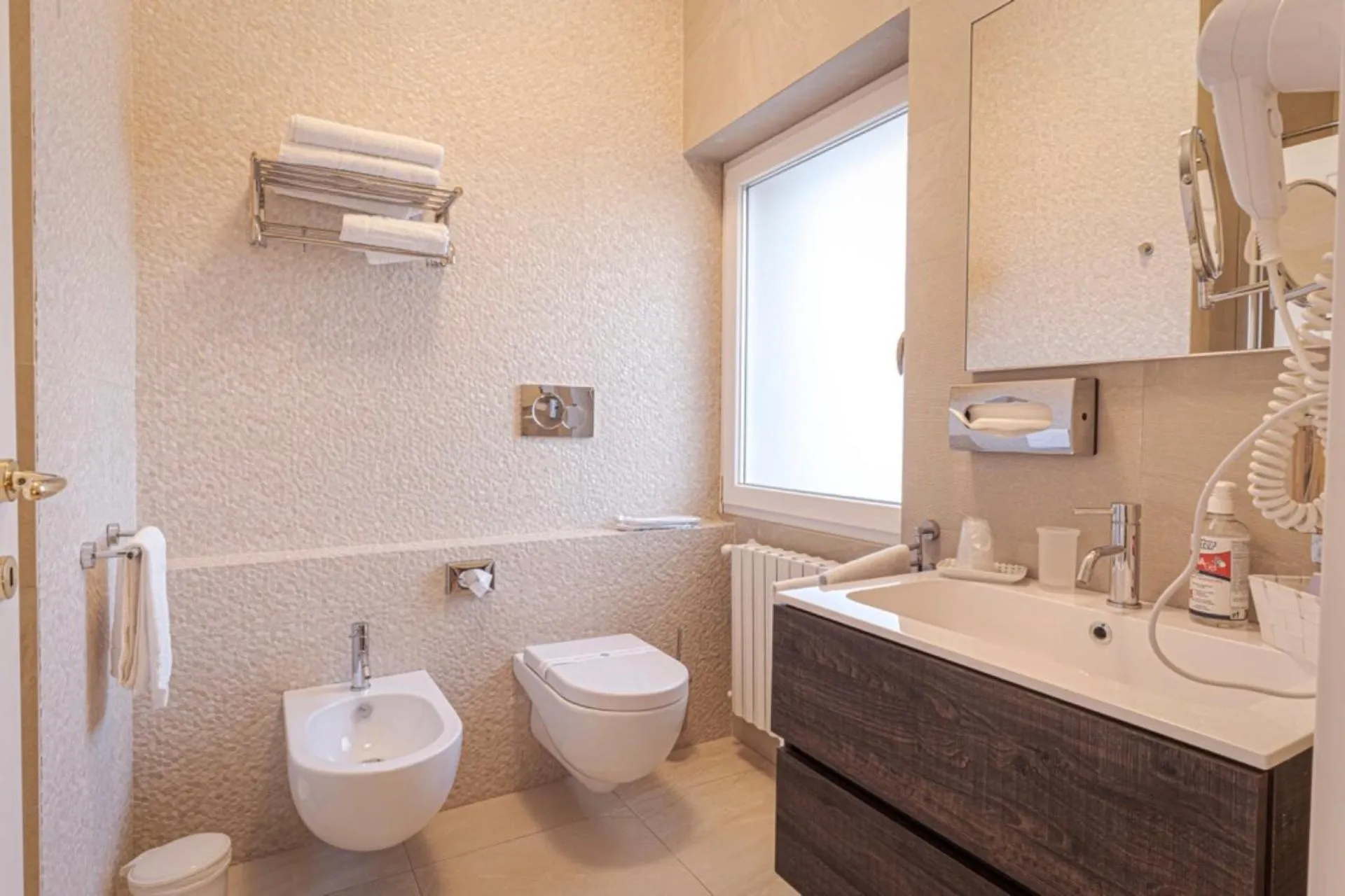 Shower in La Terrazza Sulla Rupe Relais