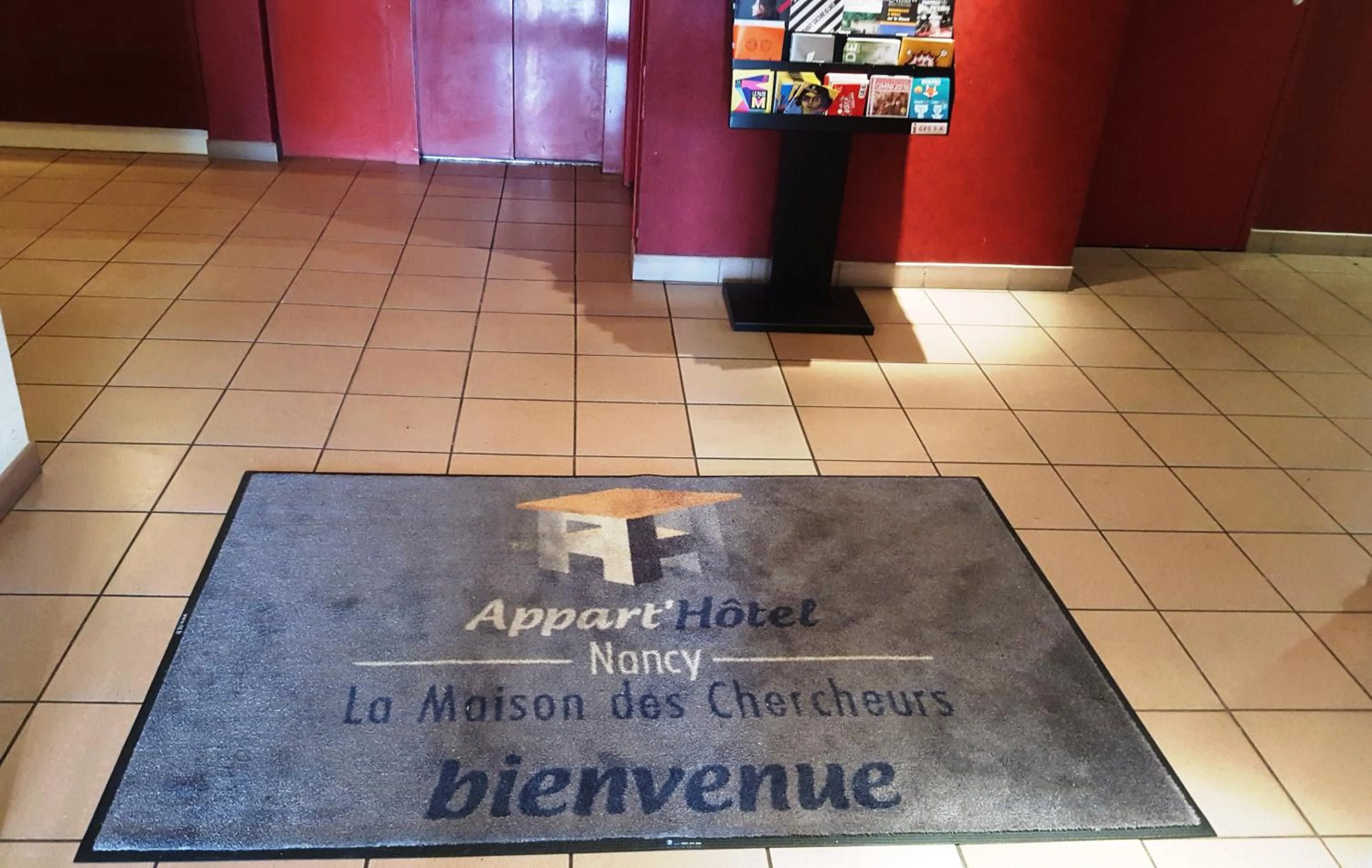 Property logo or sign in KOSY Appart'Hôtels - La Maison Des Chercheurs