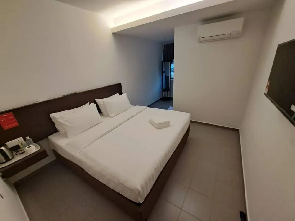 Bedroom, Bed in Hotel Al Abraar