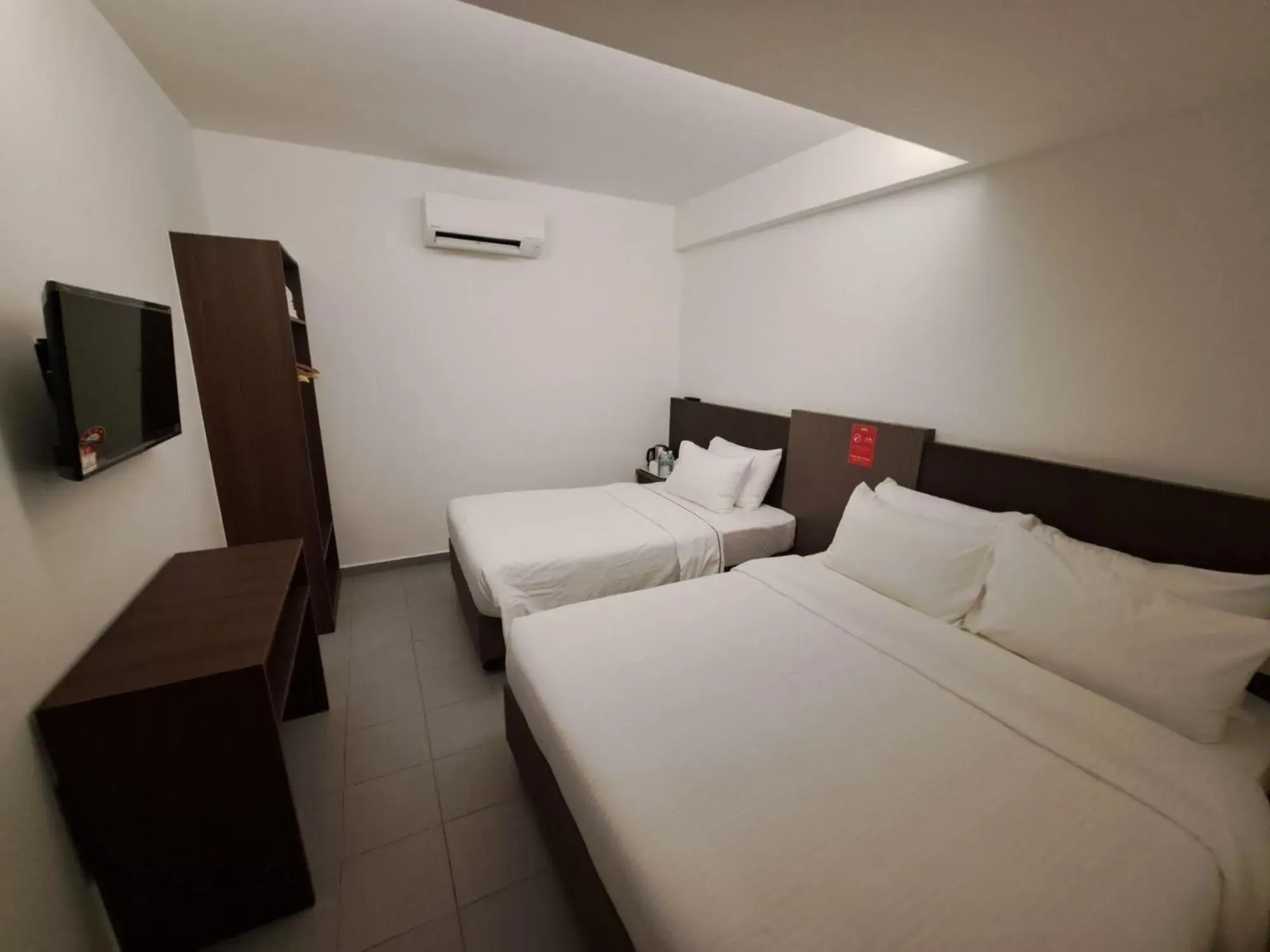 Bed in Hotel Al Abraar Bed in Hotel Al Abraar