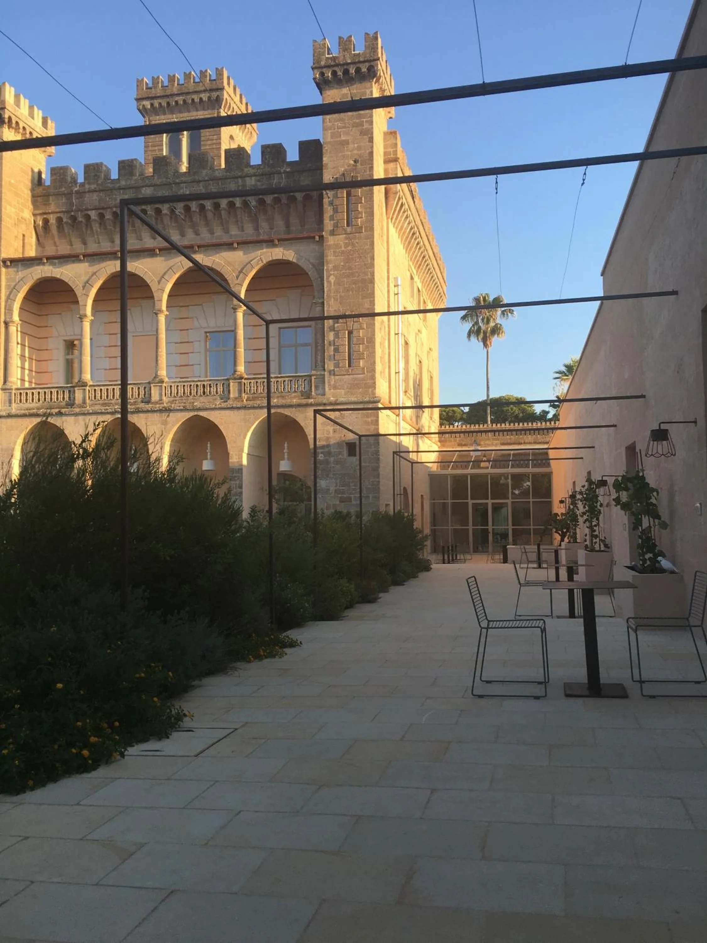 Restaurant/places to eat in Vinilia Wine Resort