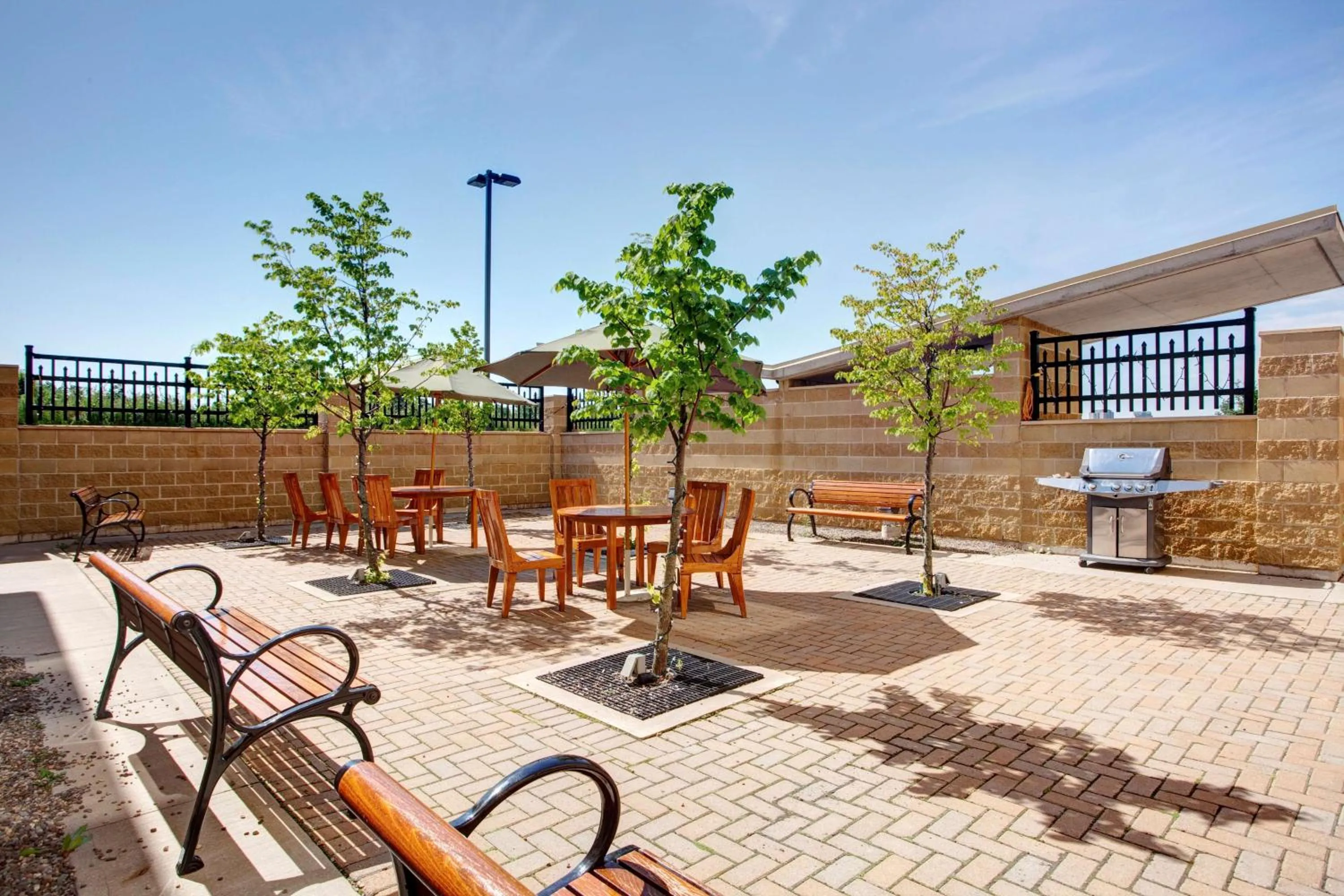 Patio in Hampton Inn & Suites by Hilton Dartmouth - Halifax