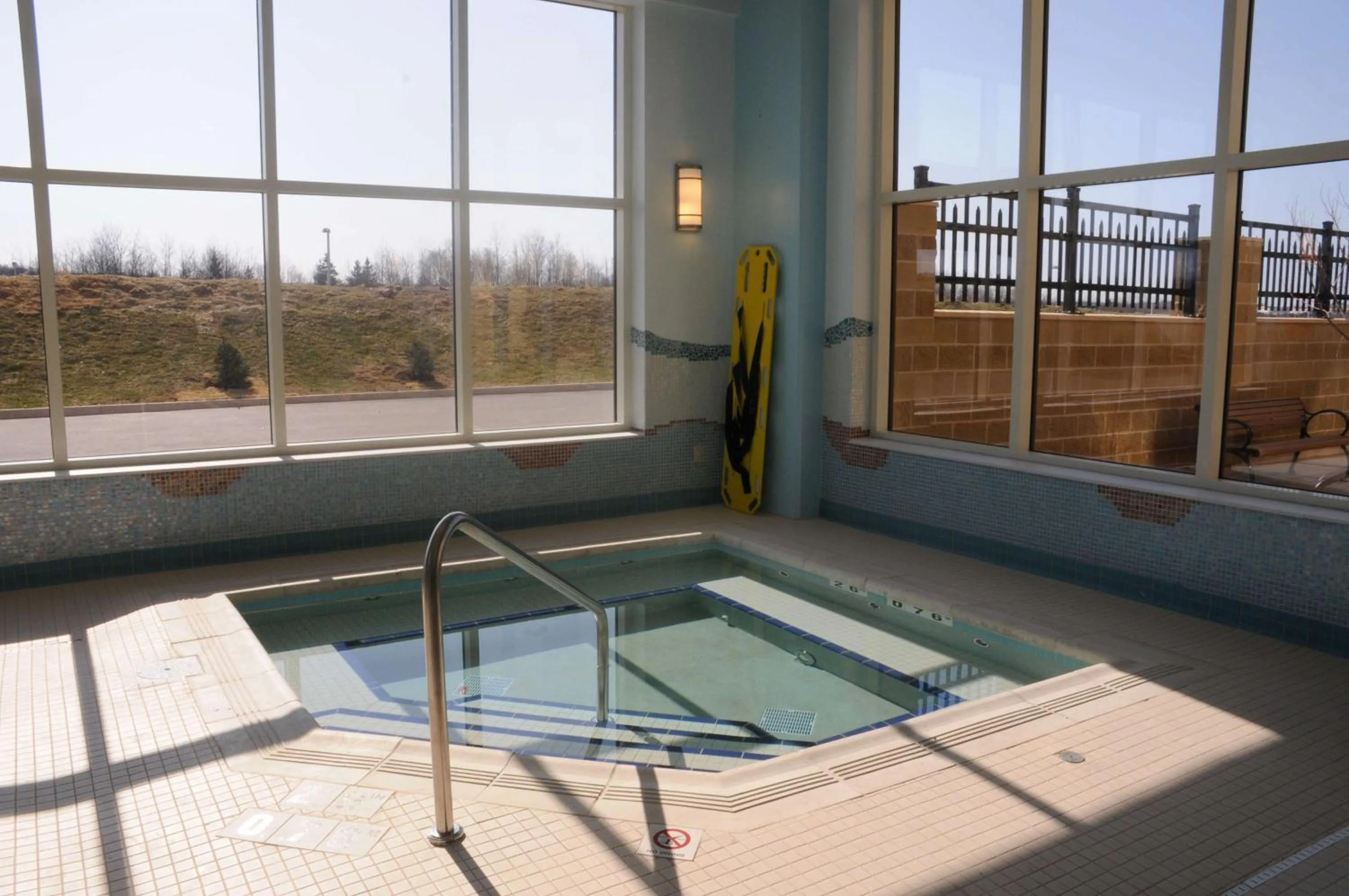 Hot Tub in Hampton Inn & Suites by Hilton Dartmouth - Halifax