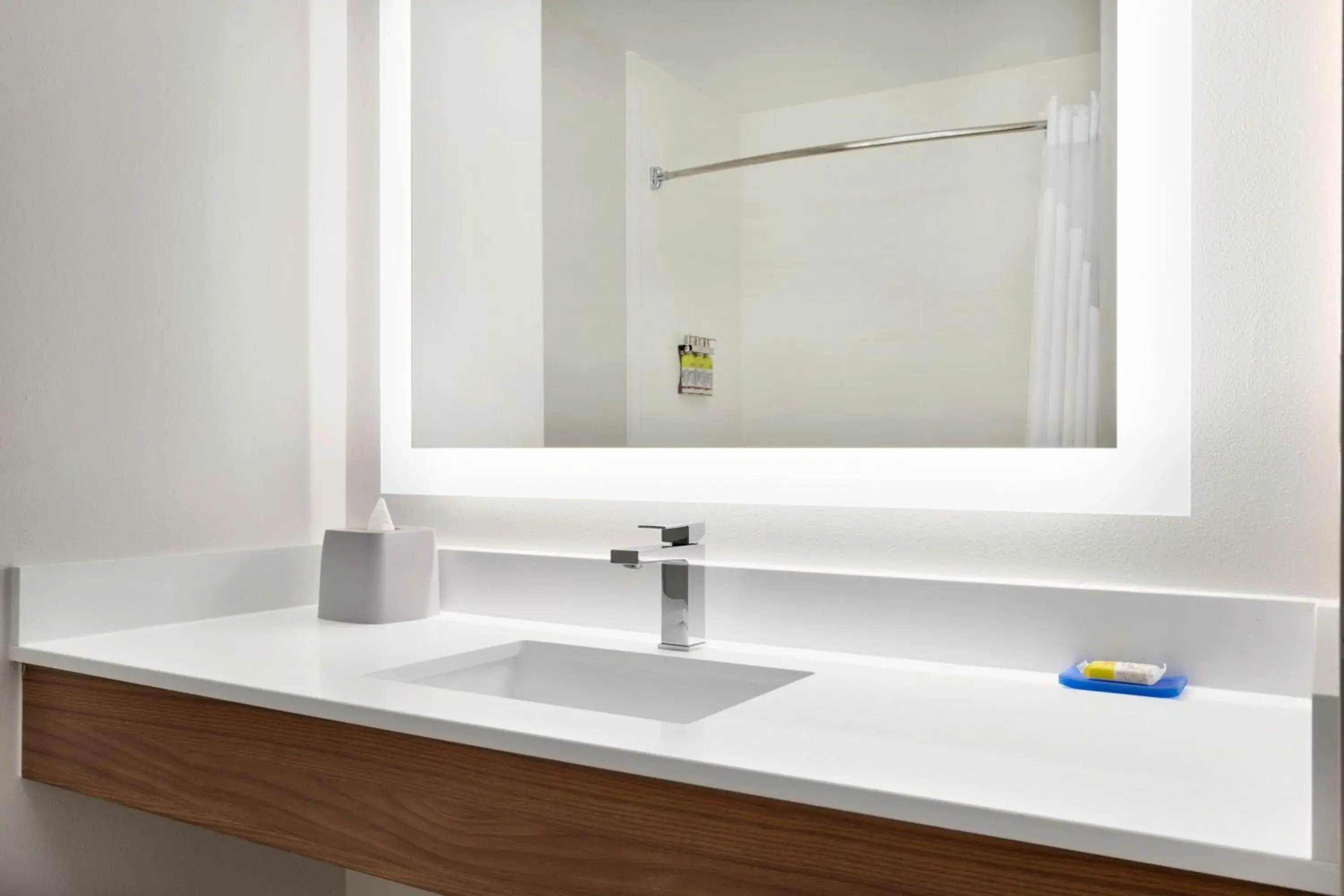 King Suite in Holiday Inn Express Hotel & Suites Auburn - University Area by IHG King Suite in Holiday Inn Express Hotel & Suites Auburn - University Area by IHG