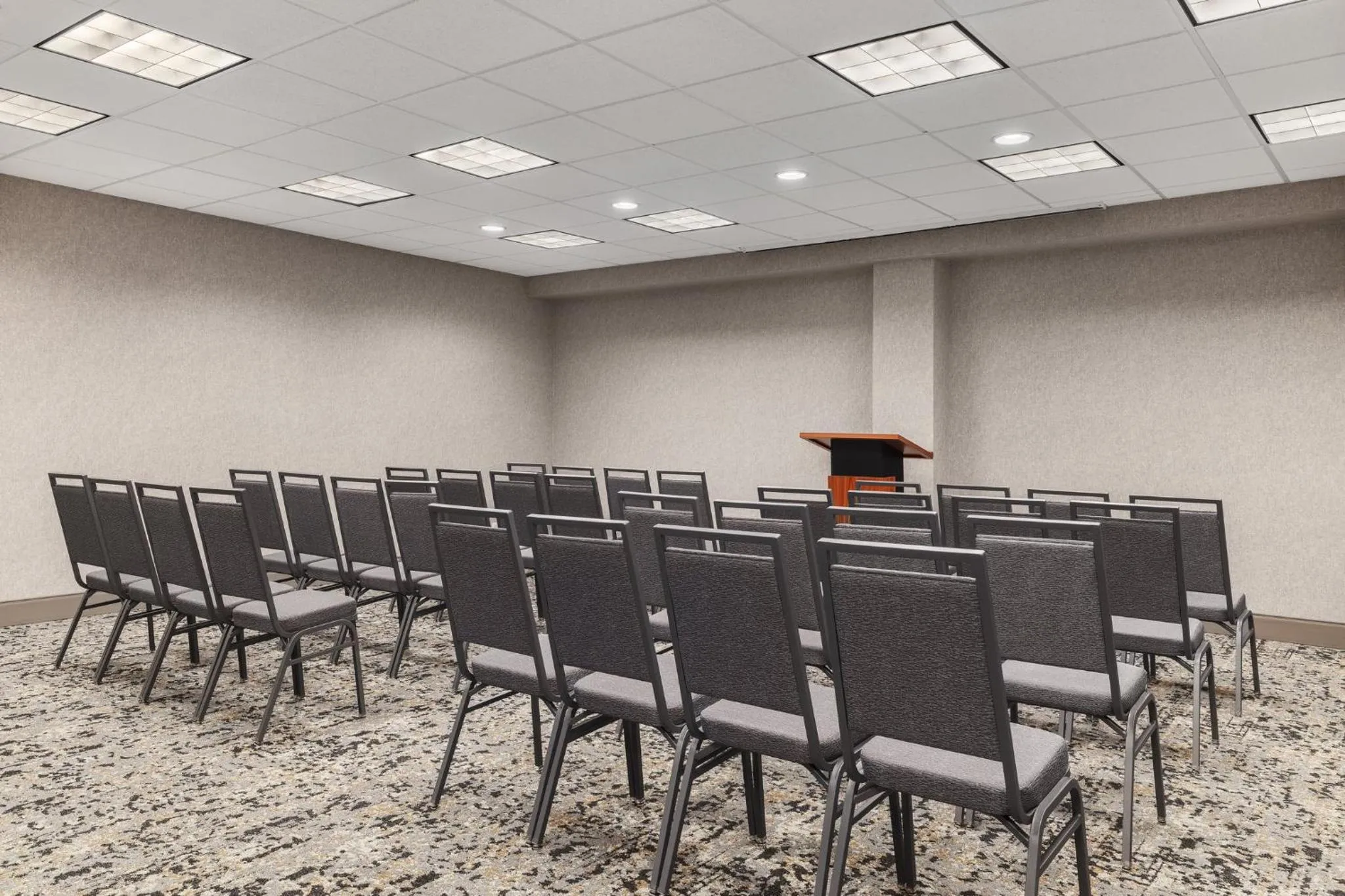 Meeting/conference room in Holiday Inn Wichita East I-35 by IHG