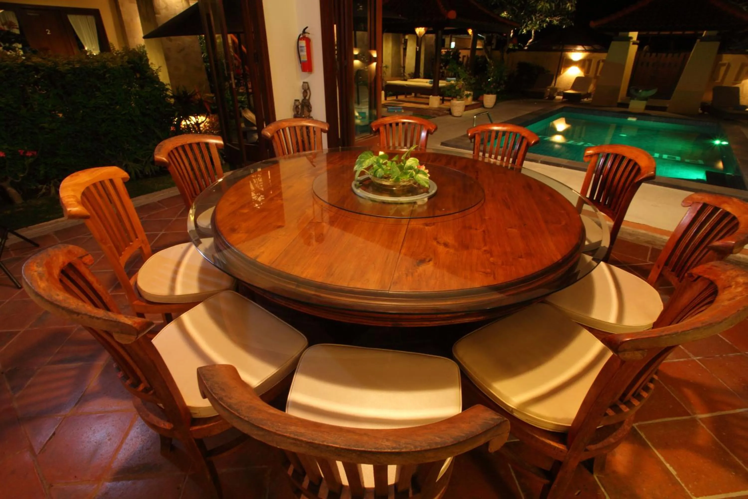 Dining area in Pondok Ayu