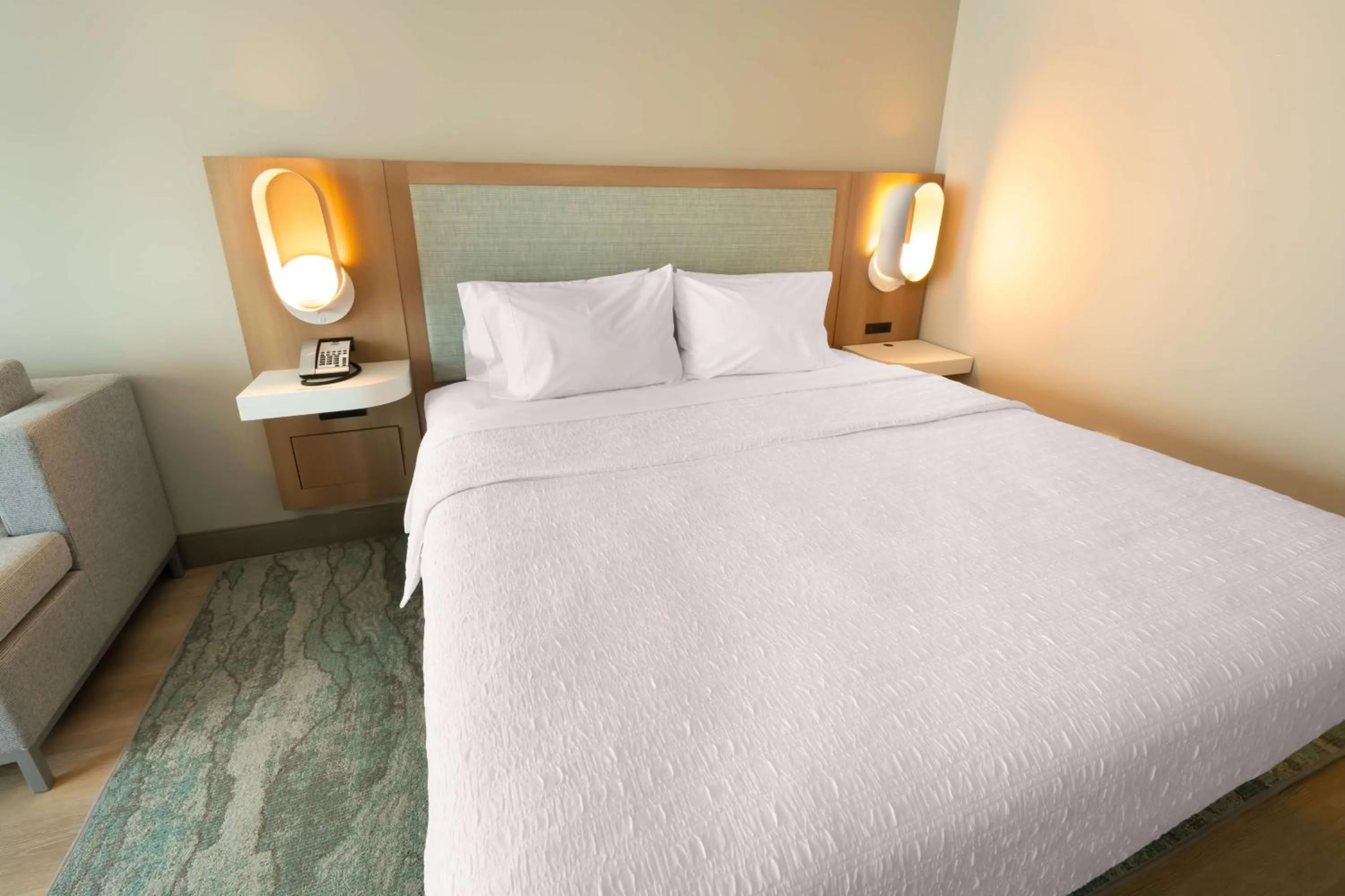 Bed in Holiday Inn St. Augustine - Historic, an IHG Hotel