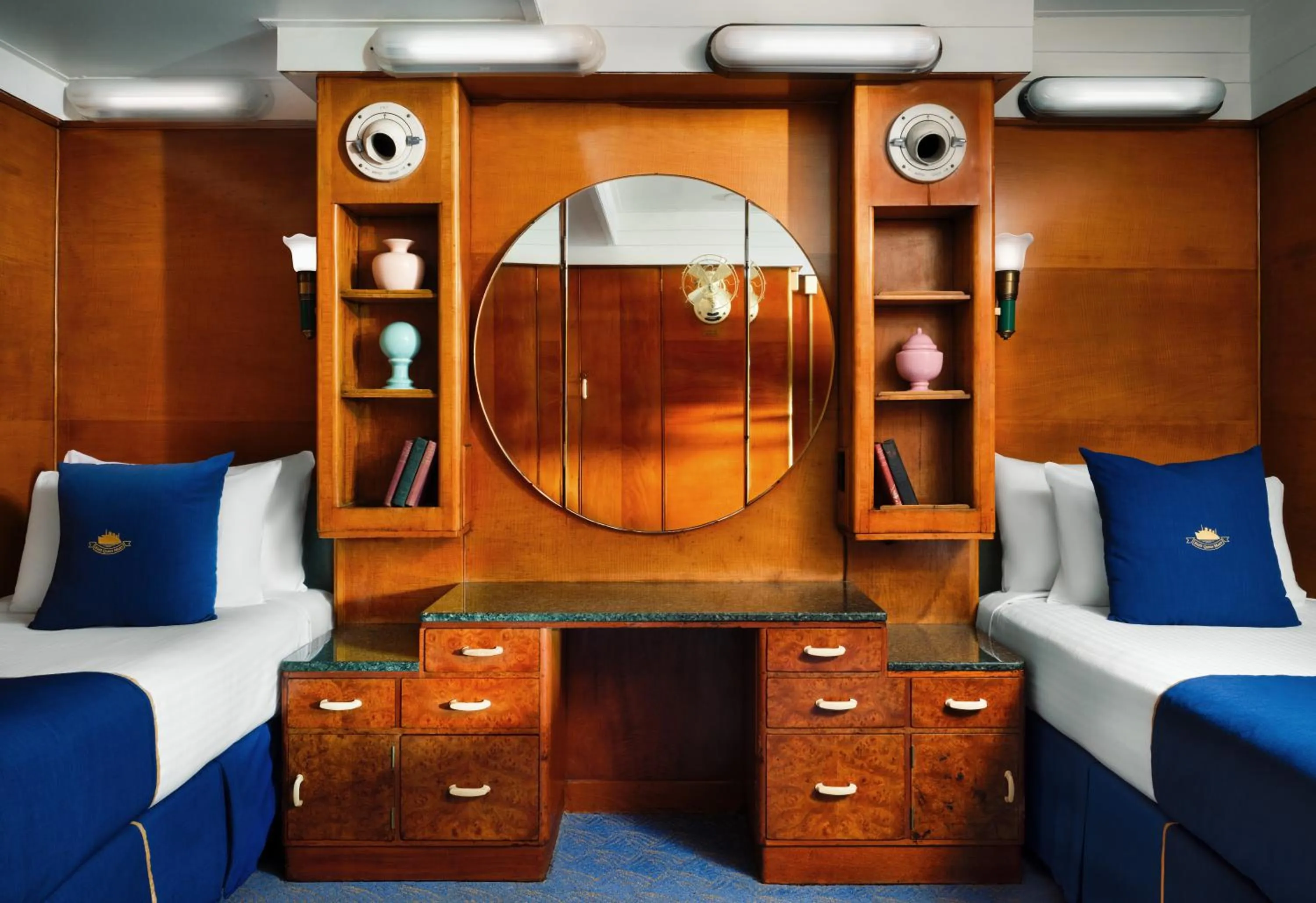 Bed in The Queen Mary