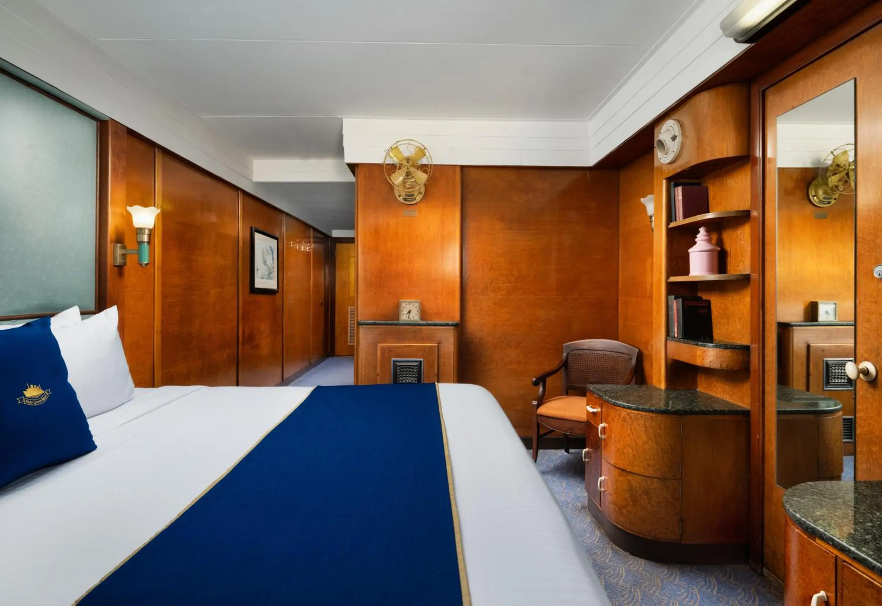 Portside Deluxe King in The Queen Mary Portside Deluxe King in The Queen Mary