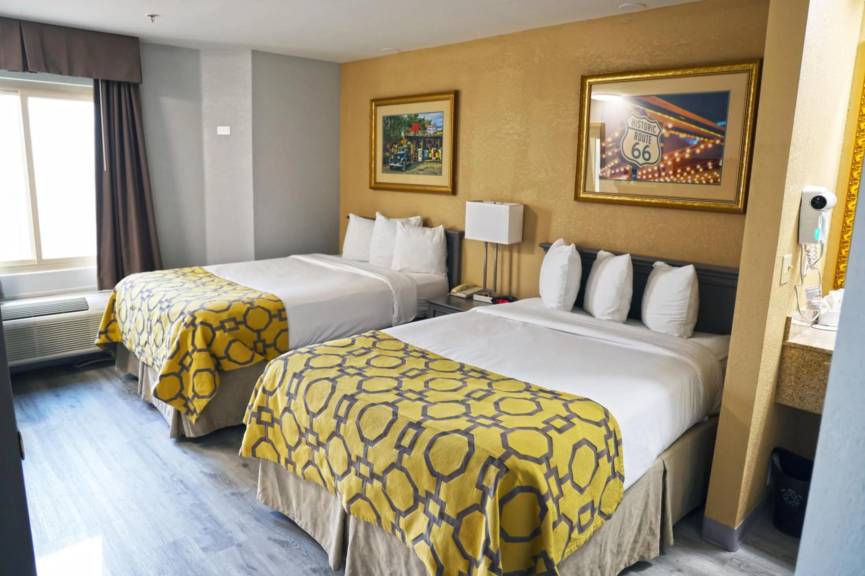 Bedroom, Bed in Baymont by Wyndham Barstow Historic Route 66