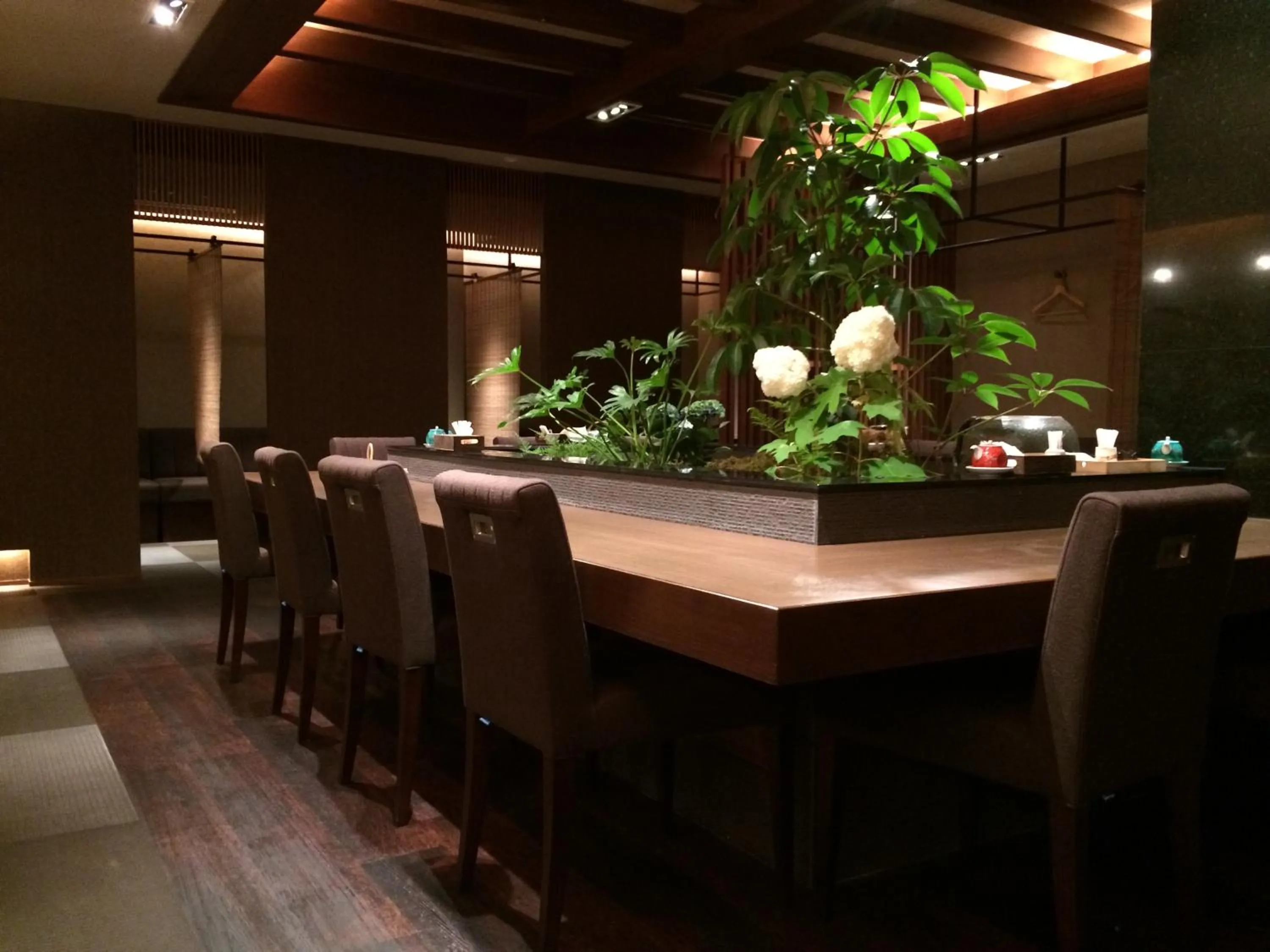 Restaurant/Places to Eat in Hotel New Tanaka