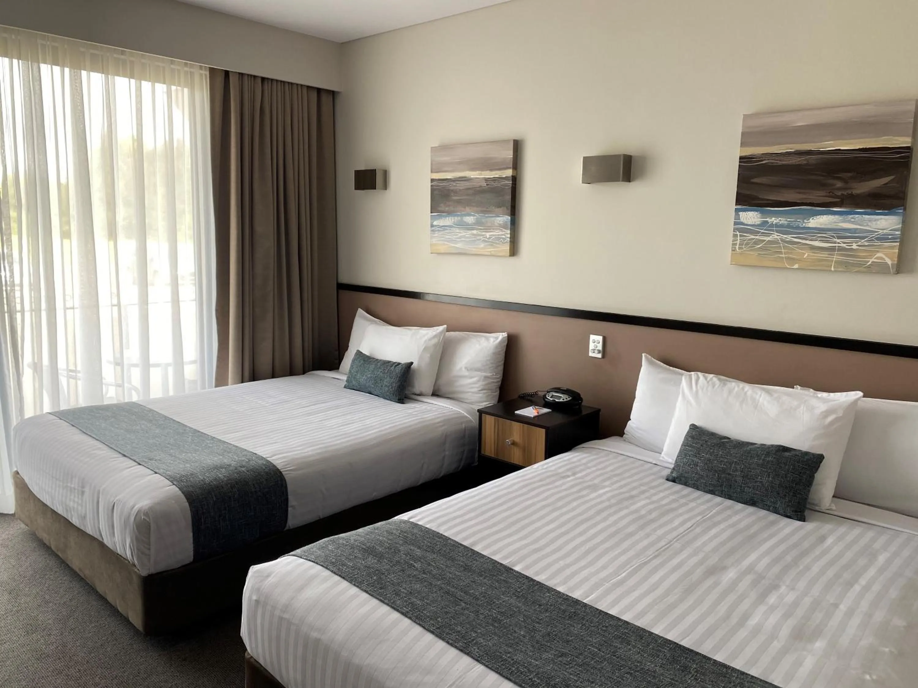 Bed in Macquarie 4 Star