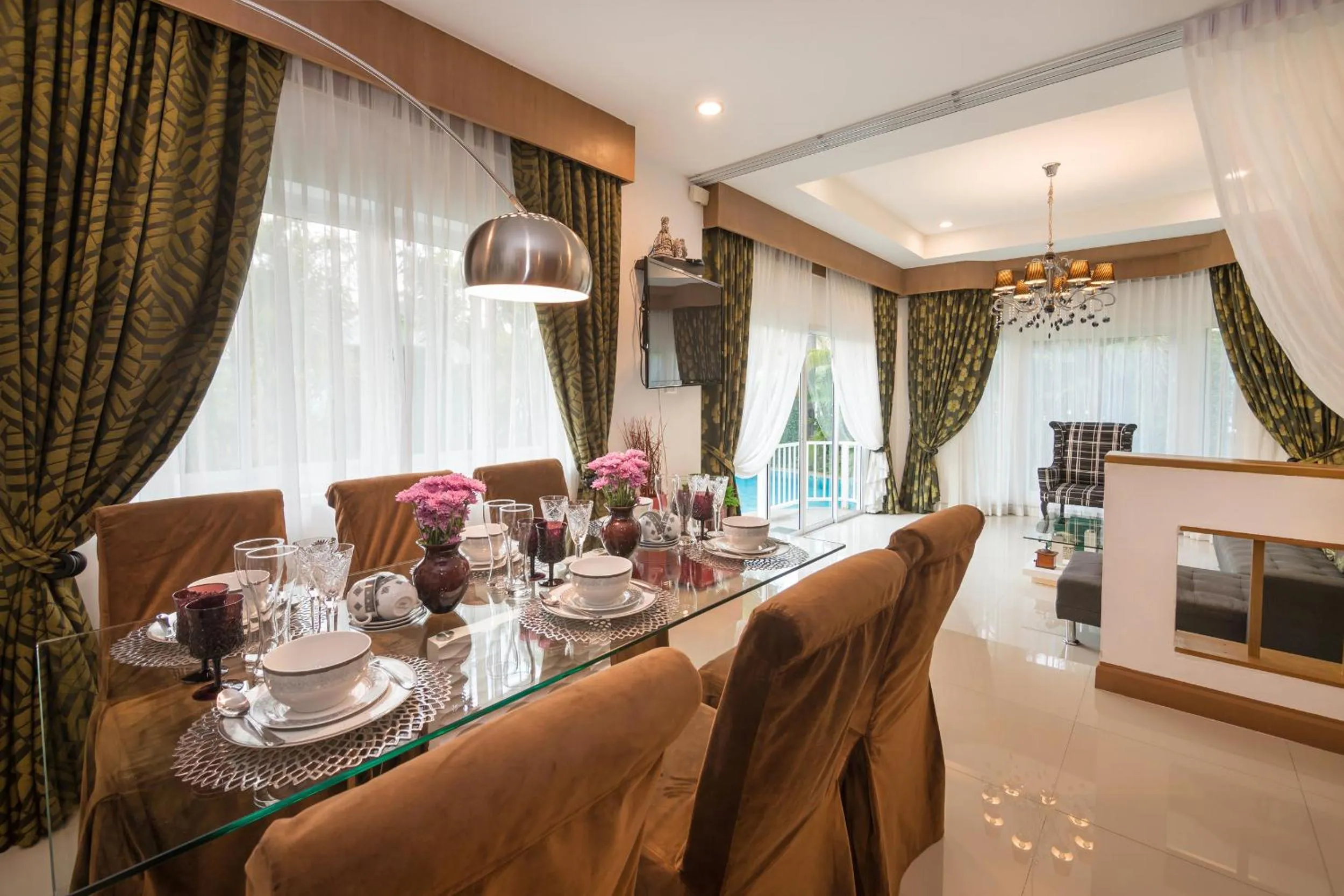 Restaurant/places to eat in Leelawadee Pool Villa BBQ&Pool party