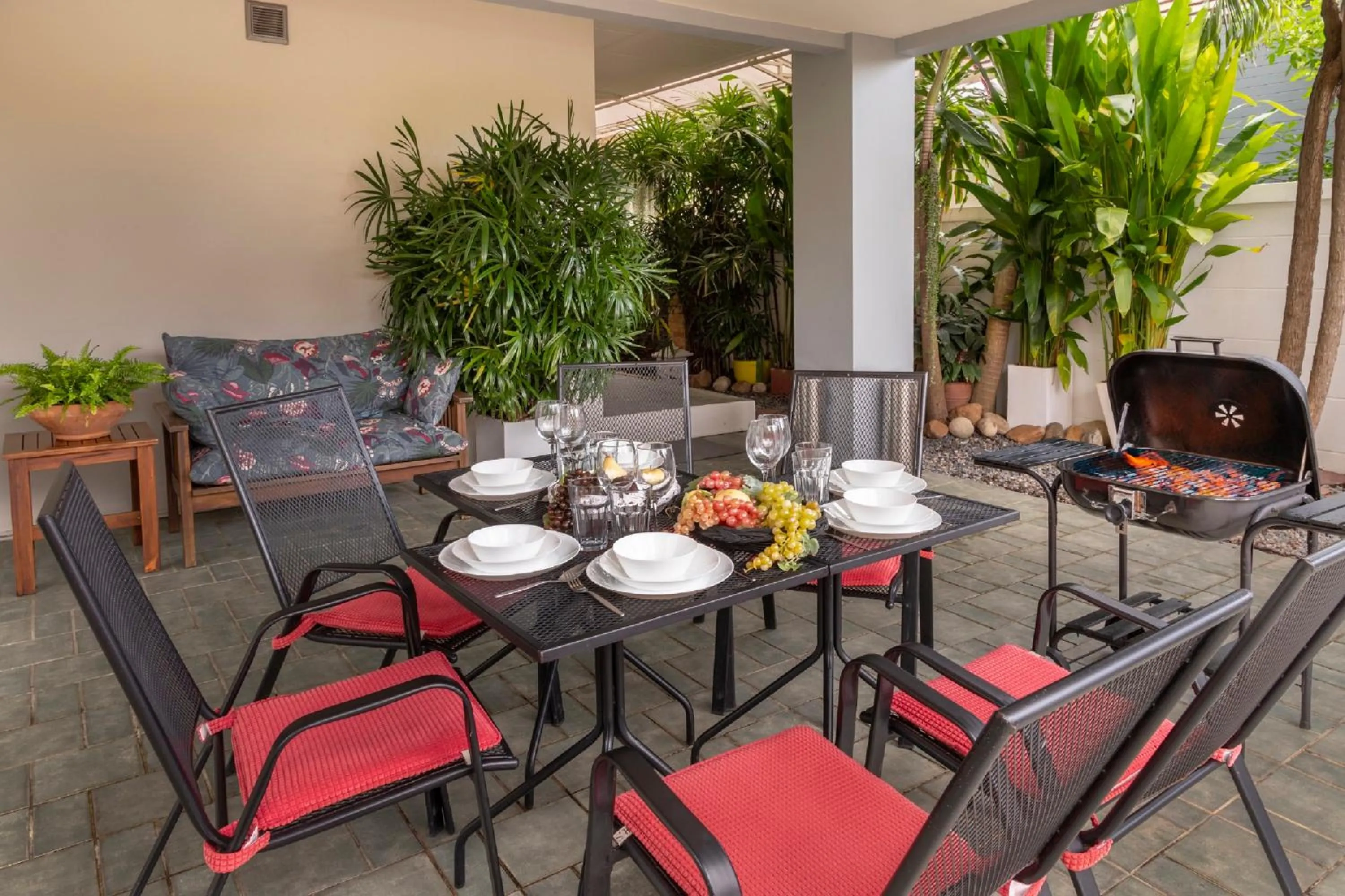 BBQ facilities in Leelawadee Pool Villa BBQ&Pool party