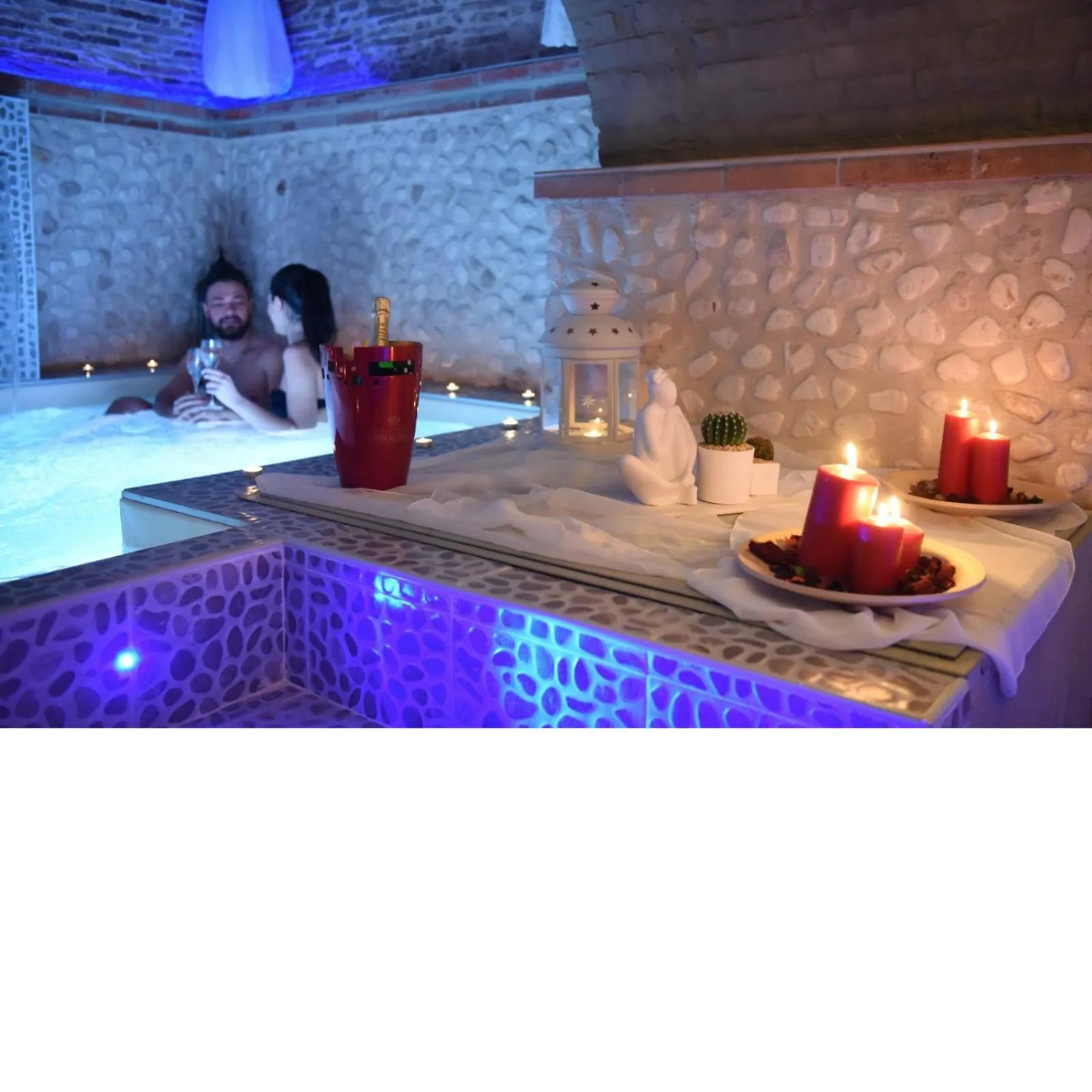 Hot Tub in Hotel Federico II