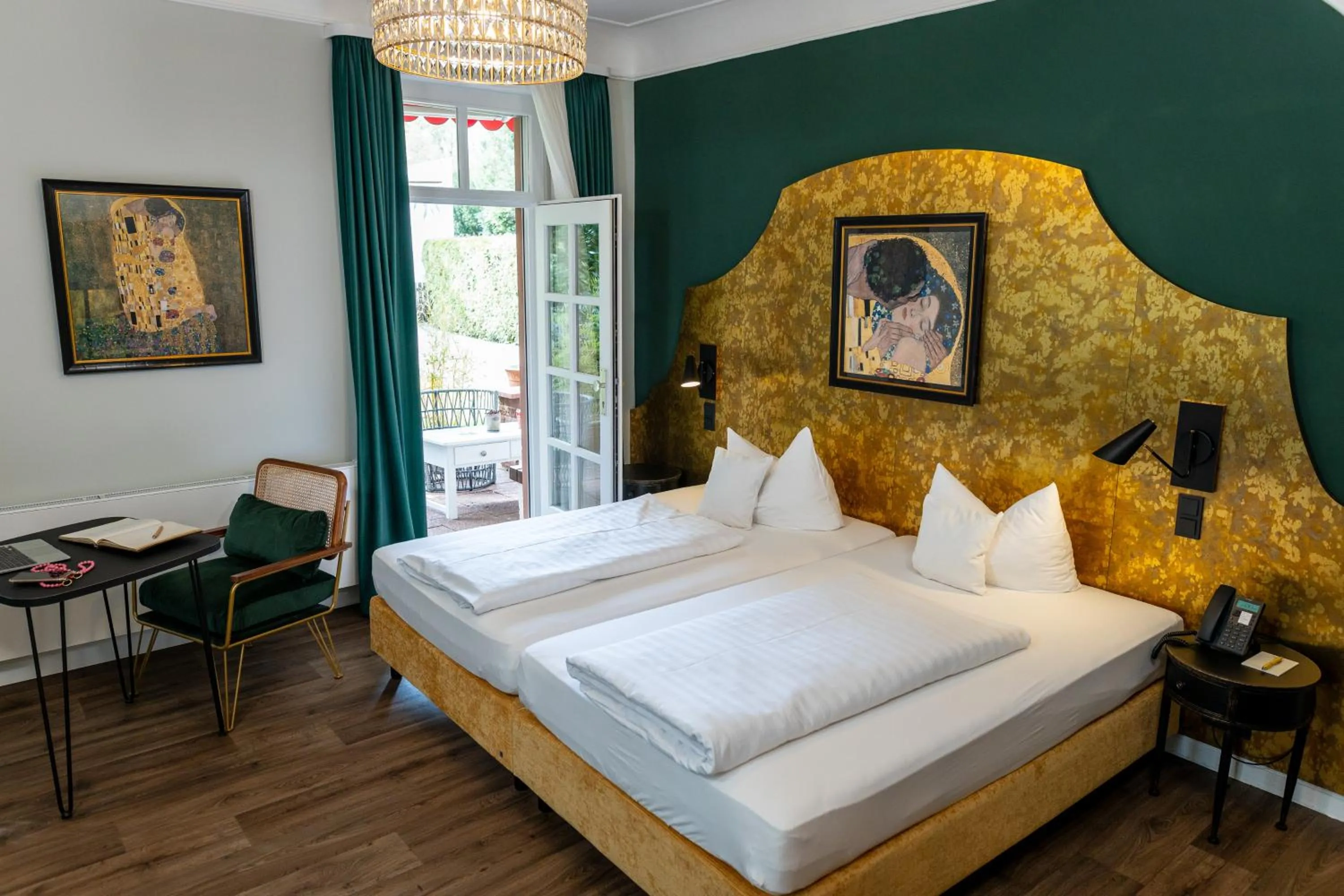 Photo of the whole room, Bed in Boutique Hotel Bundschuh 3 Sterne Superior