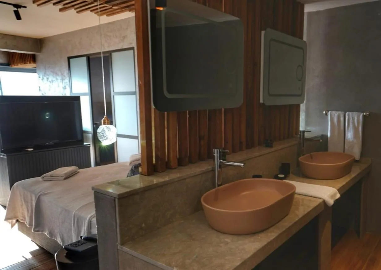 Bed in Sifne Thermal Otel