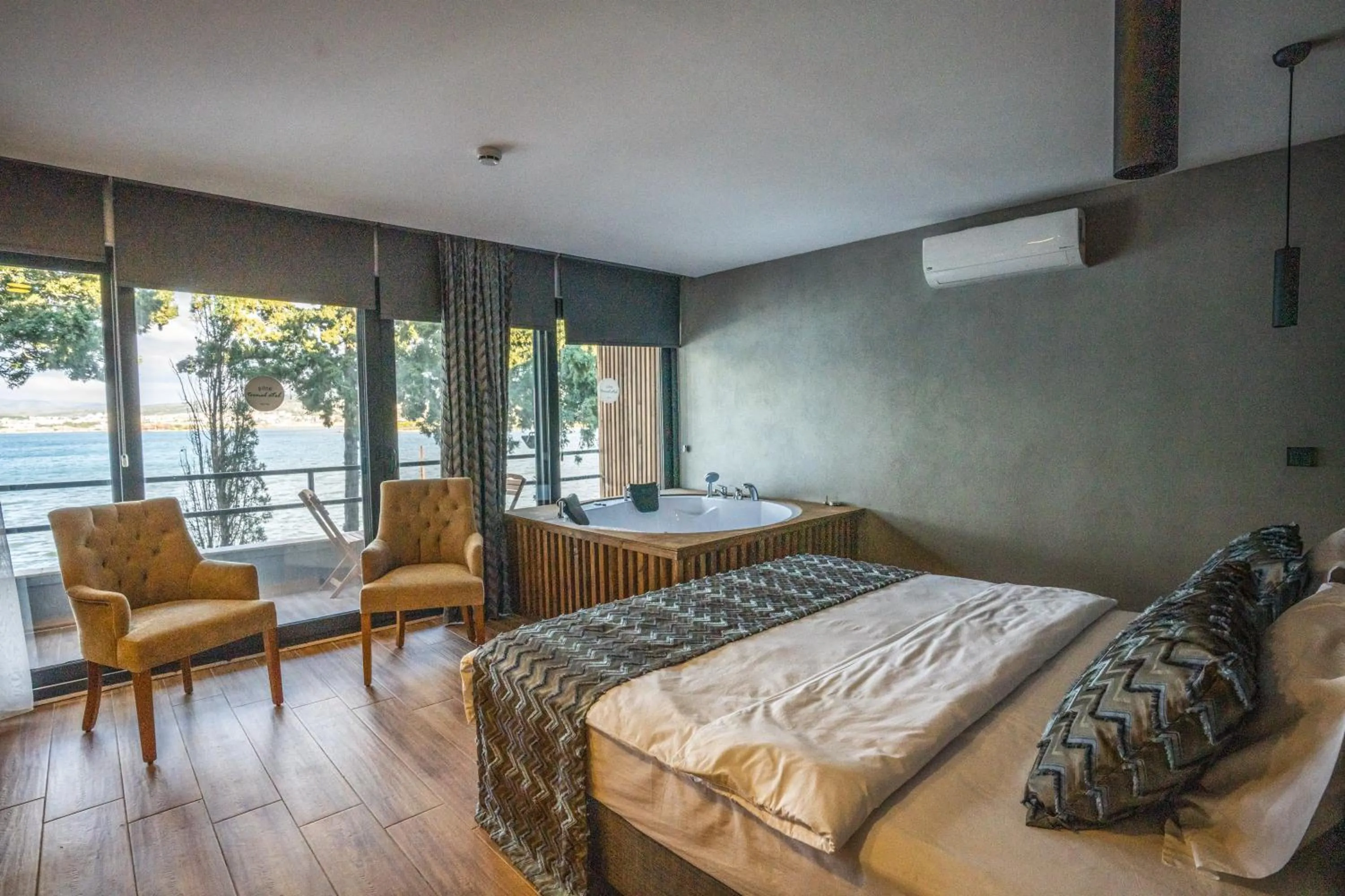 Bed in Sifne Thermal Otel