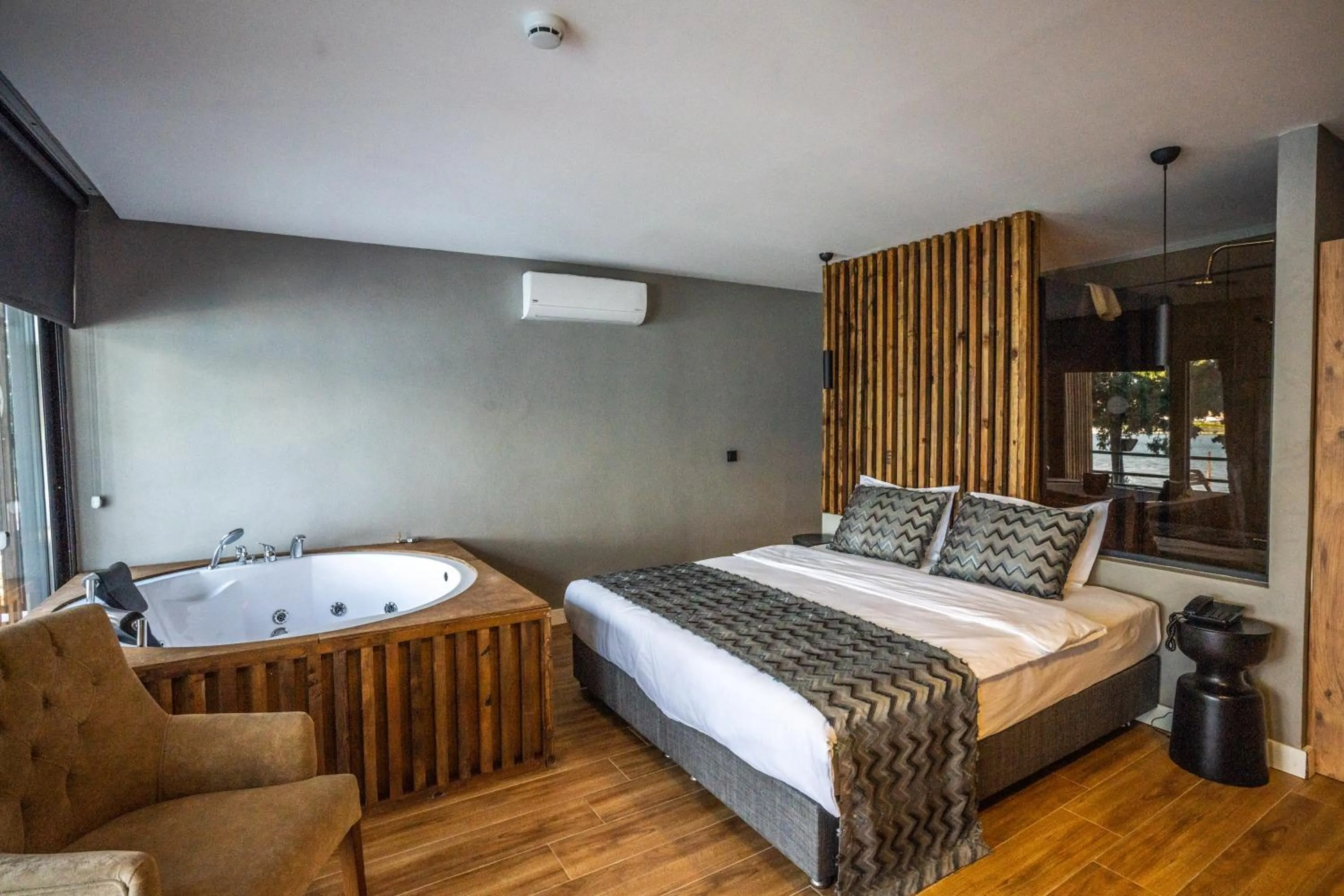 Bed in Sifne Thermal Otel