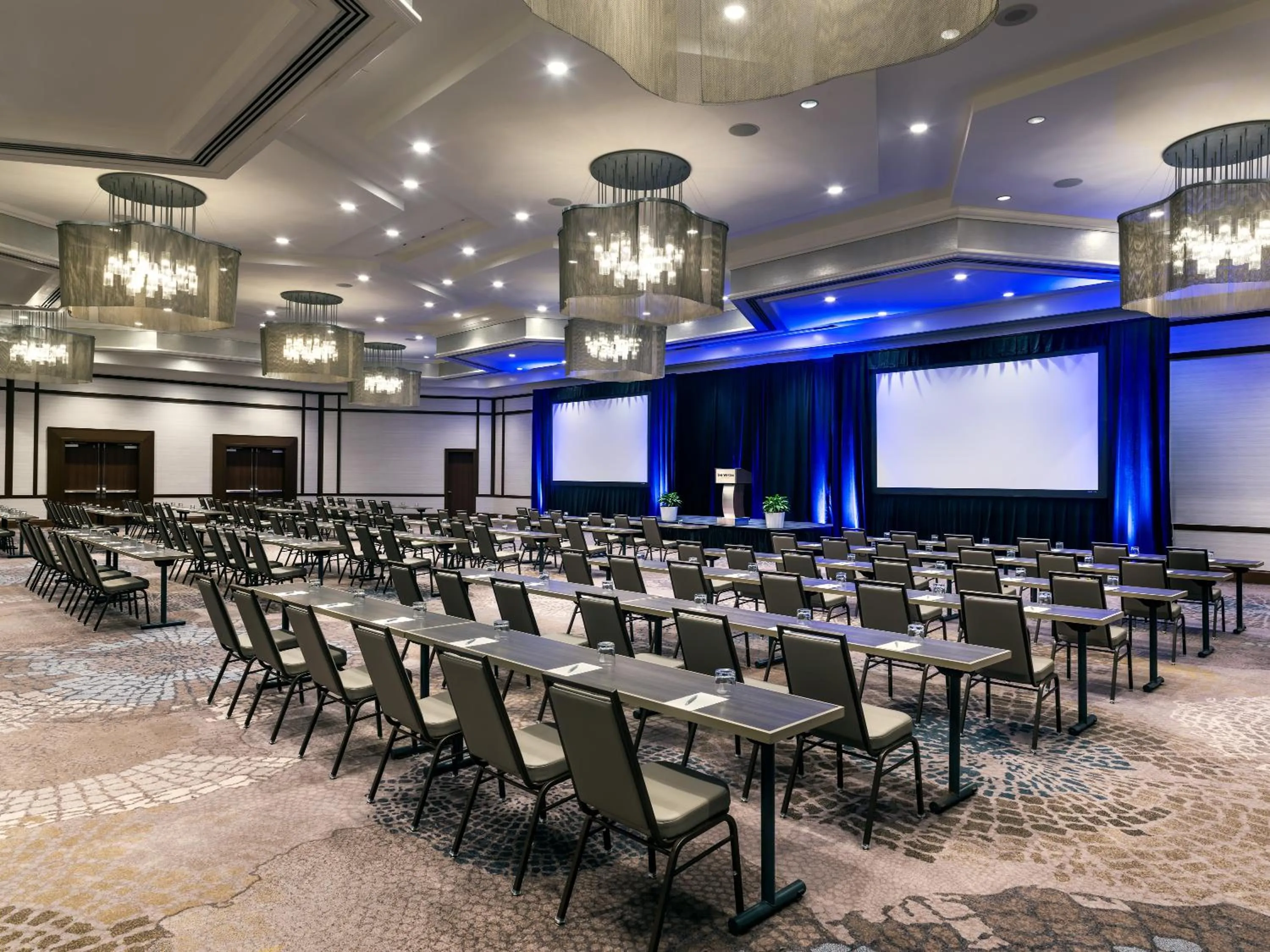 Meeting/conference room in The Westin San Diego Bayview