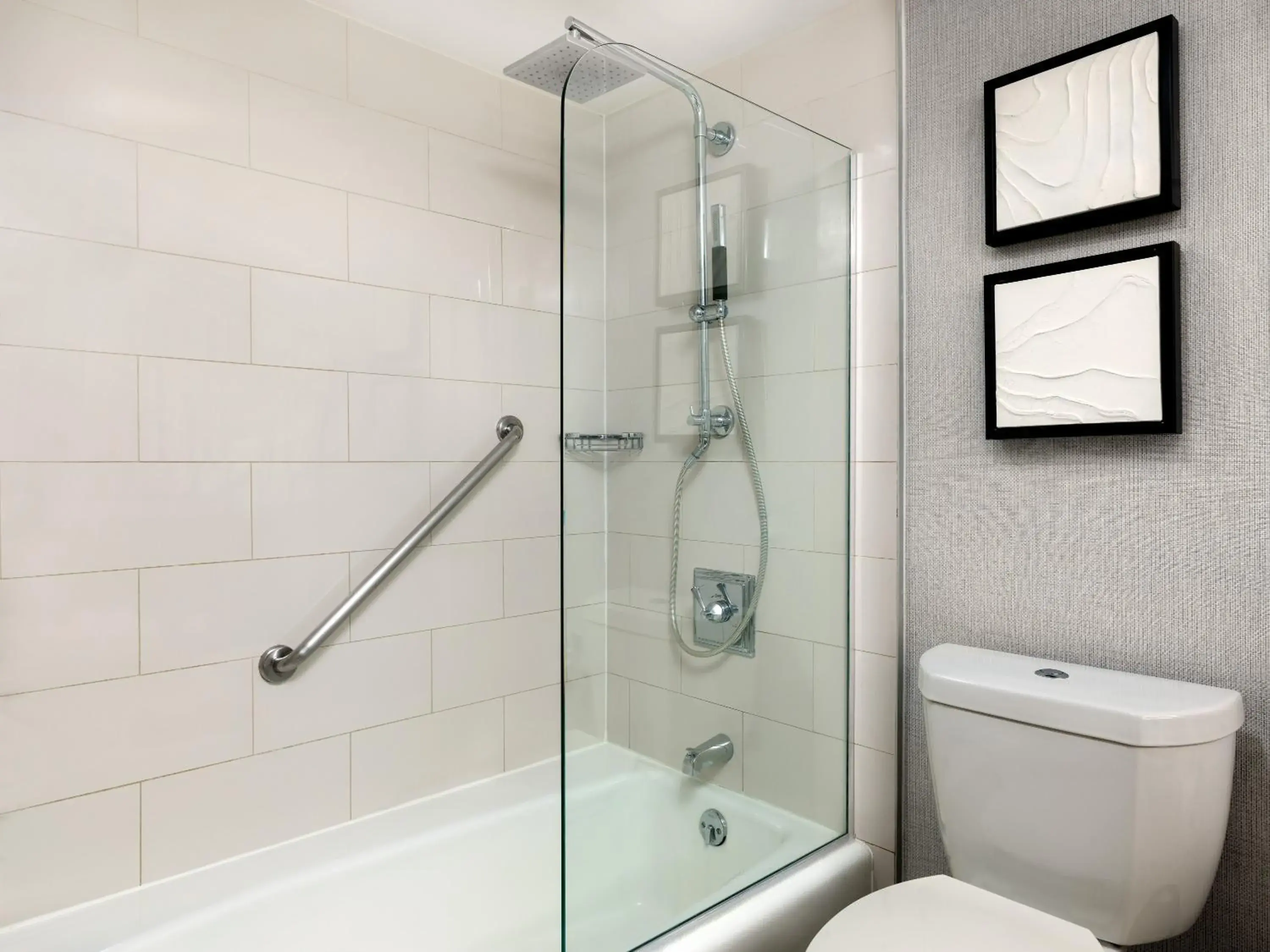 Traditional Guest Room, 2 Doubles in The Westin San Diego Bayview Traditional Guest Room, 2 Doubles in The Westin San Diego Bayview