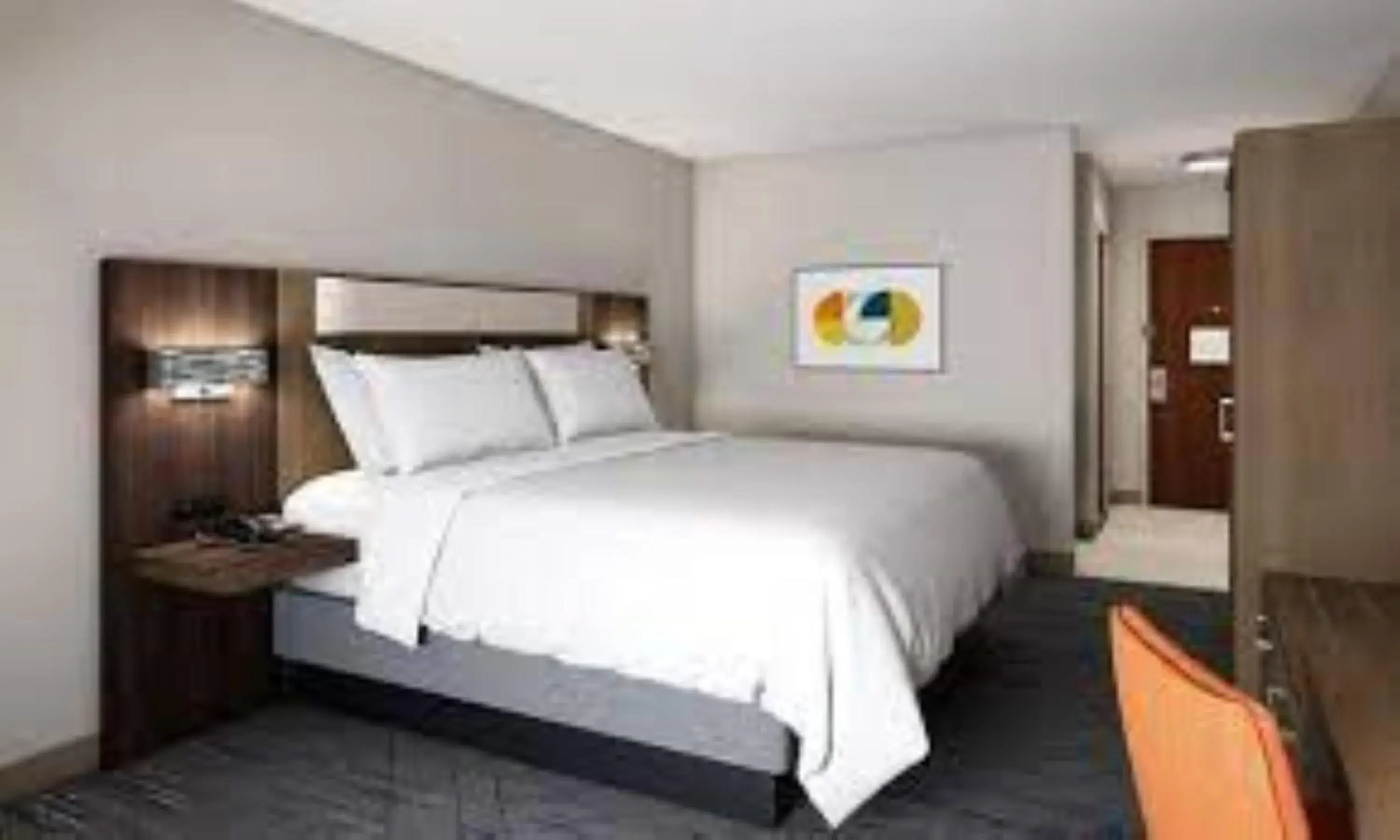 Standard King Room with Mobility Accessible Roll-In Shower in Holiday Inn Express Hocking Hills-Logan by IHG Standard King Room with Mobility Accessible Roll-In Shower in Holiday Inn Express Hocking Hills-Logan by IHG